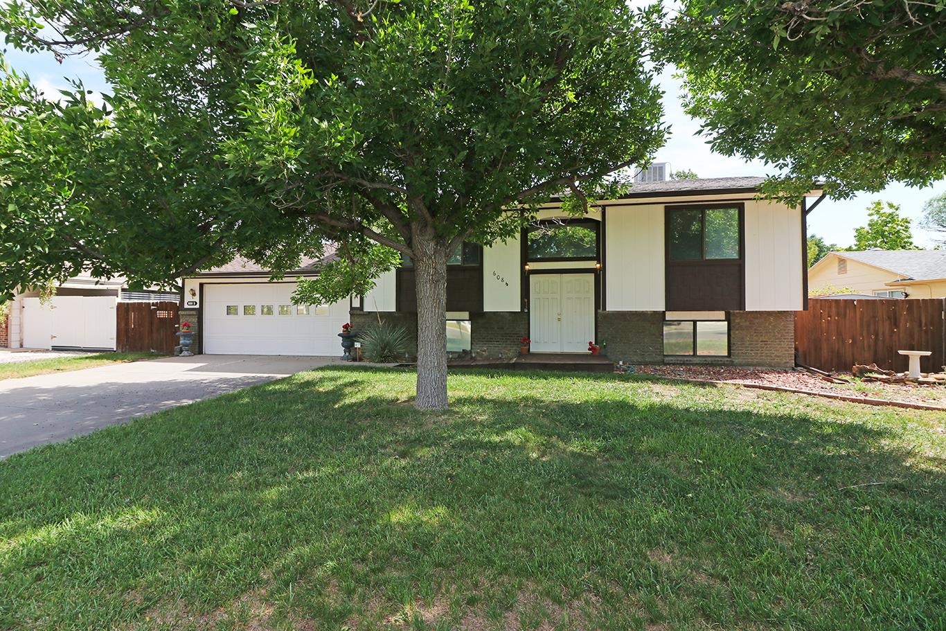 608 1/2 Broken Spoke Road