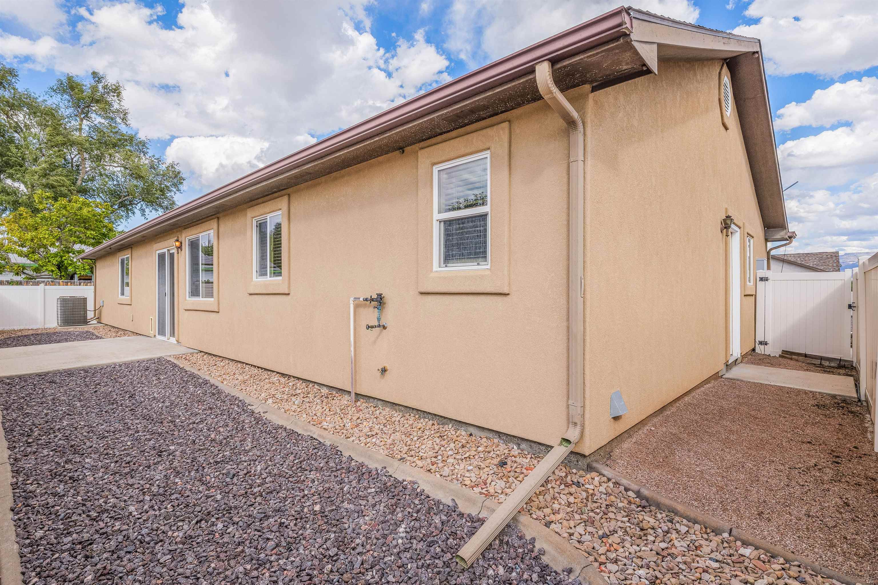 431 Colorow Drive
