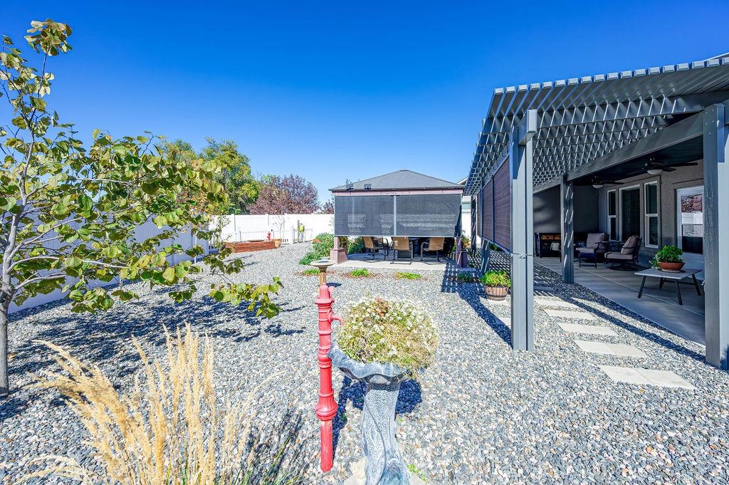 3008 Fallawater Court