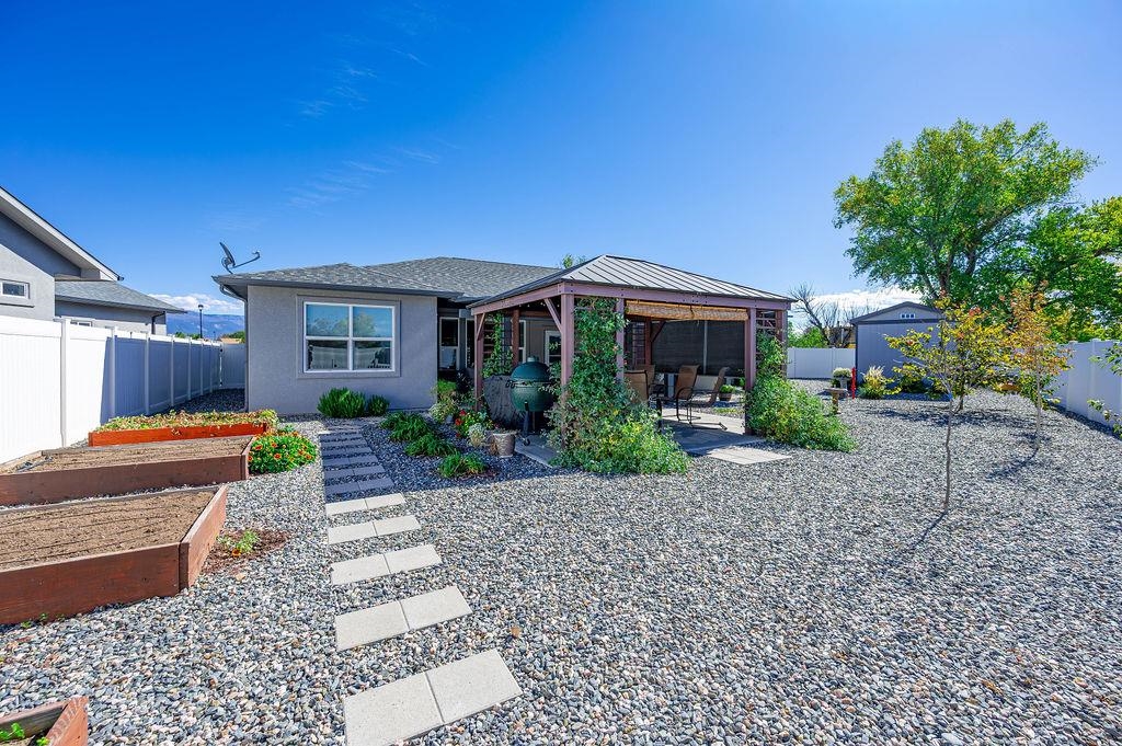 3008 Fallawater Court