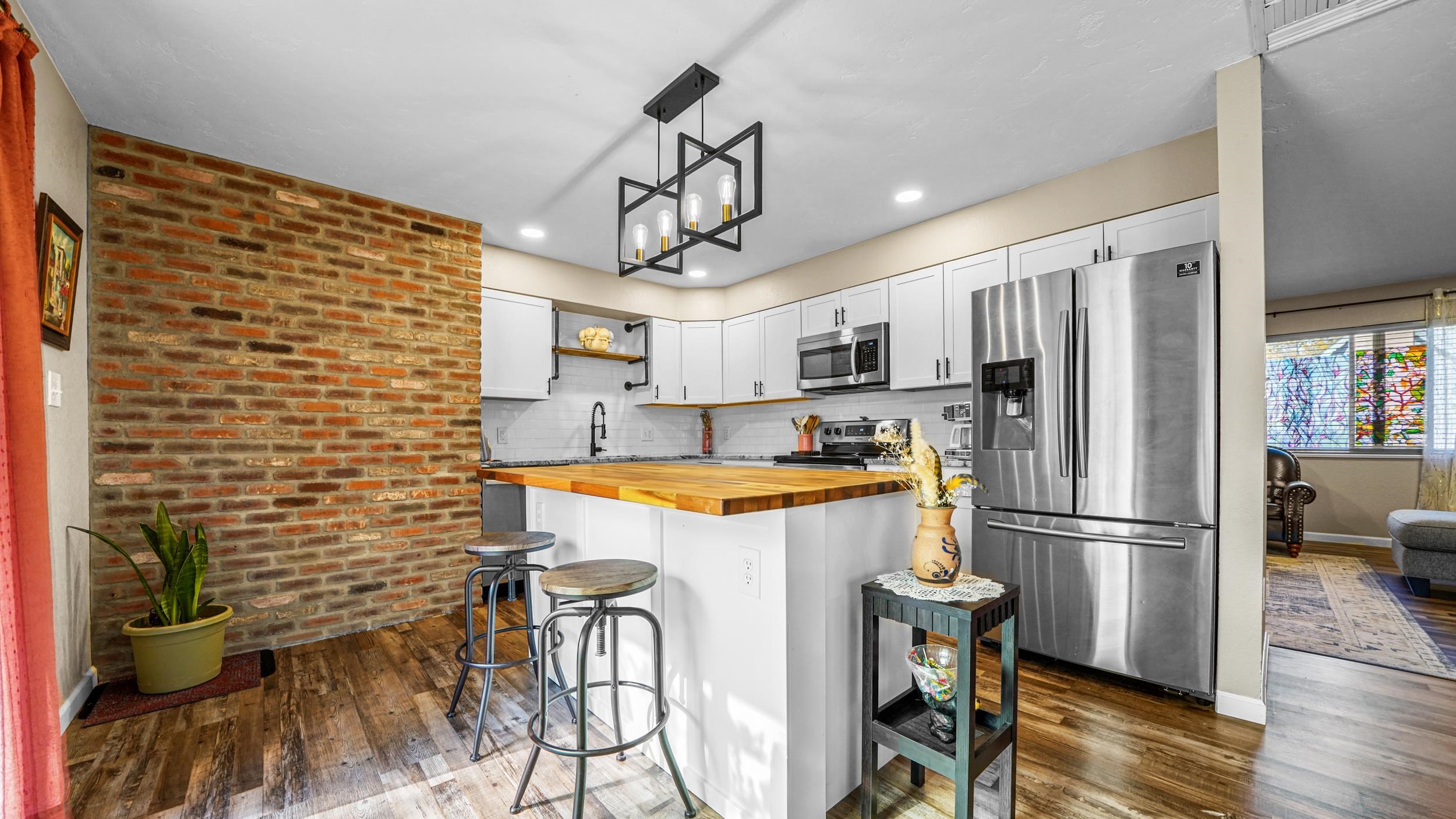 3145 Hallmark Place