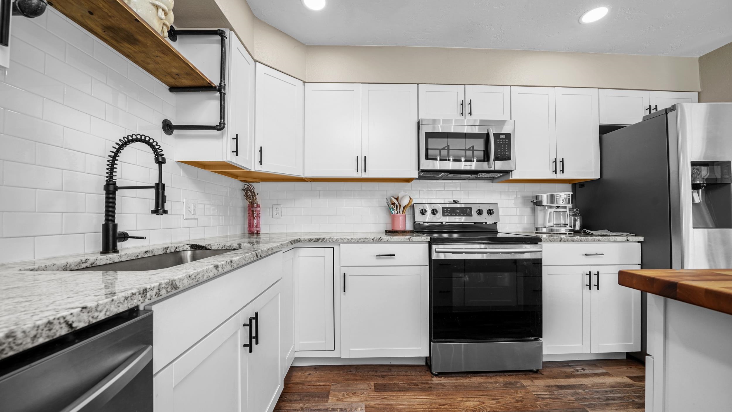3145 Hallmark Place