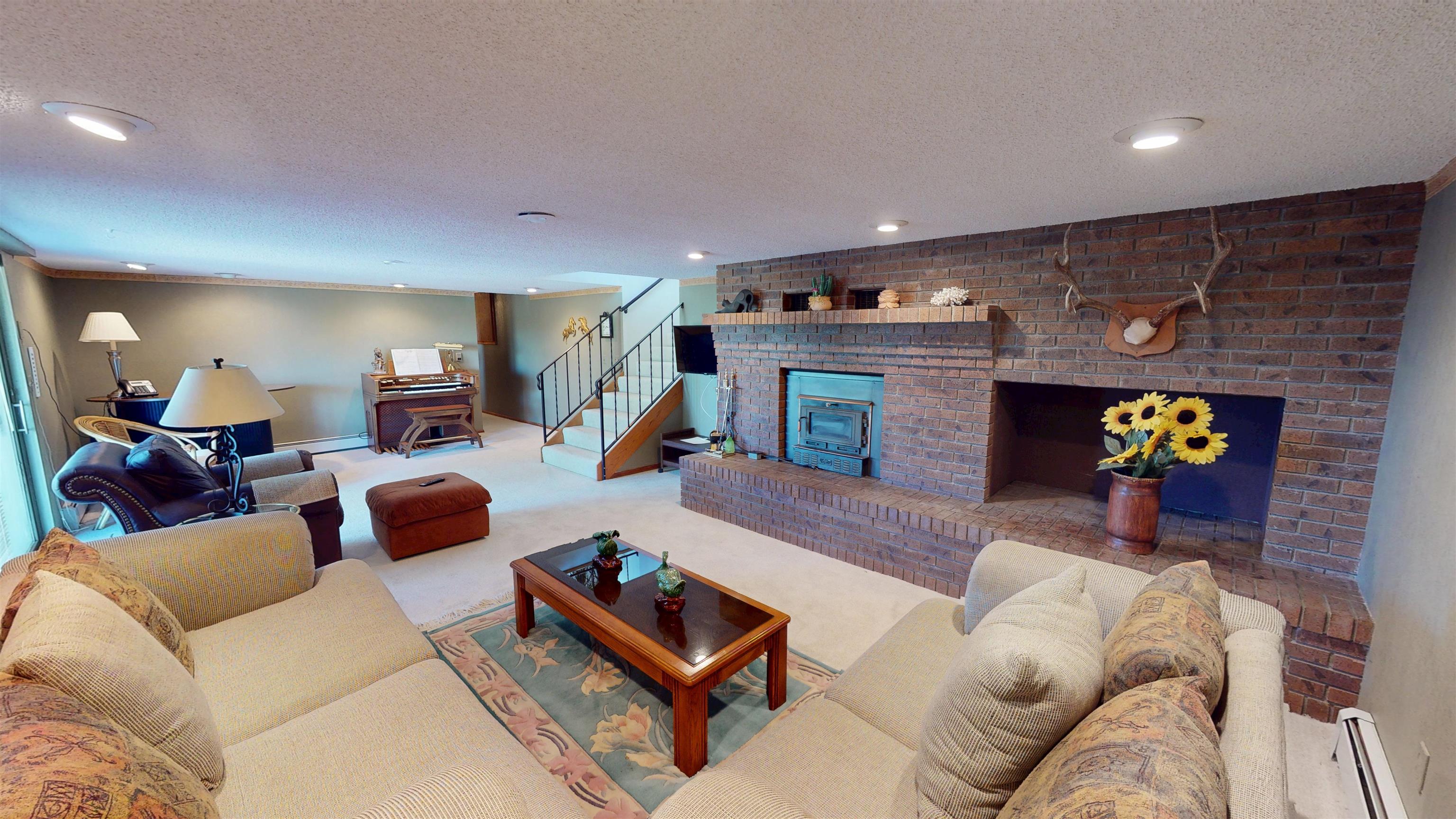 1132 Sundial Road