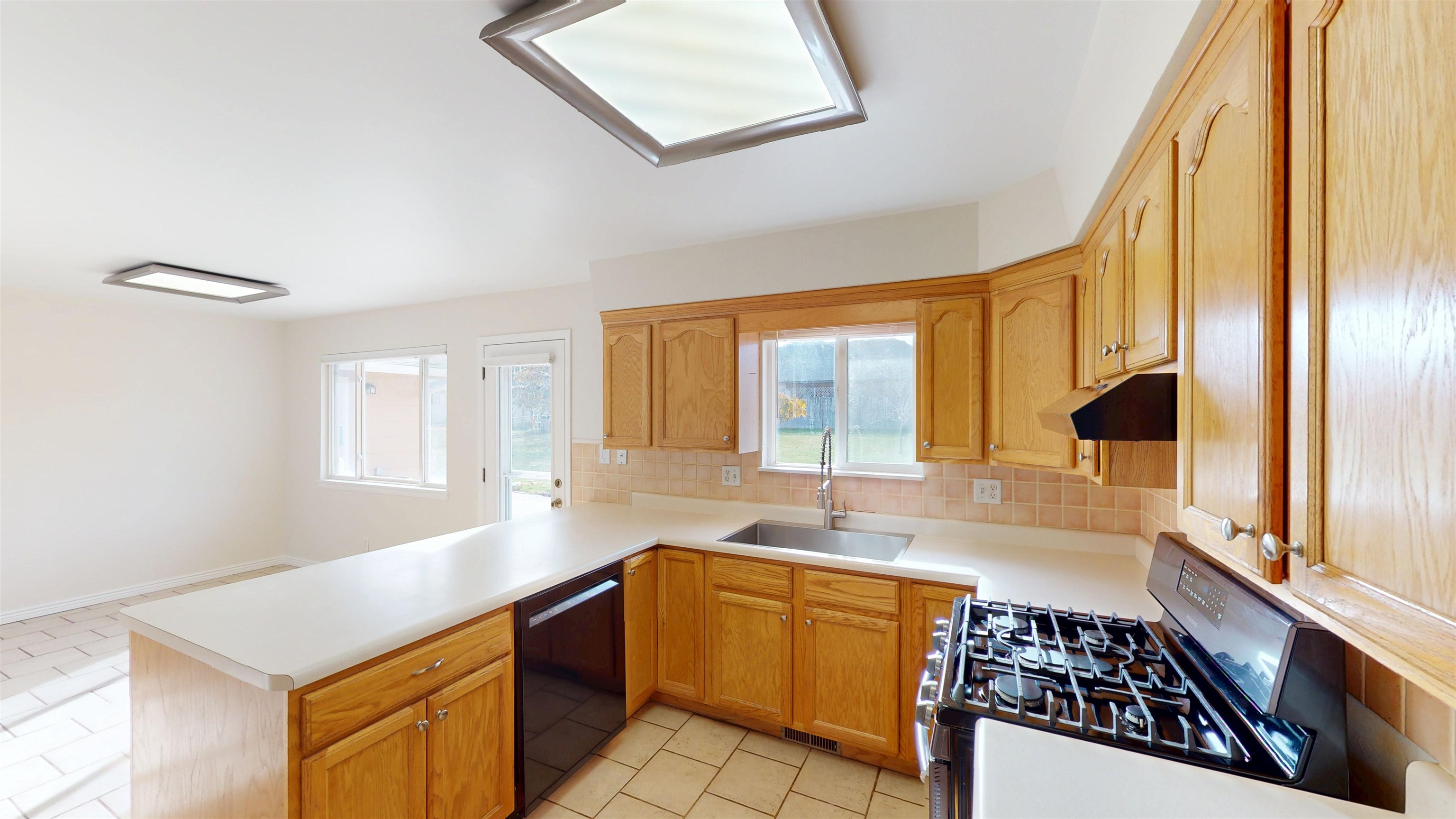 2175 Avenal Lane