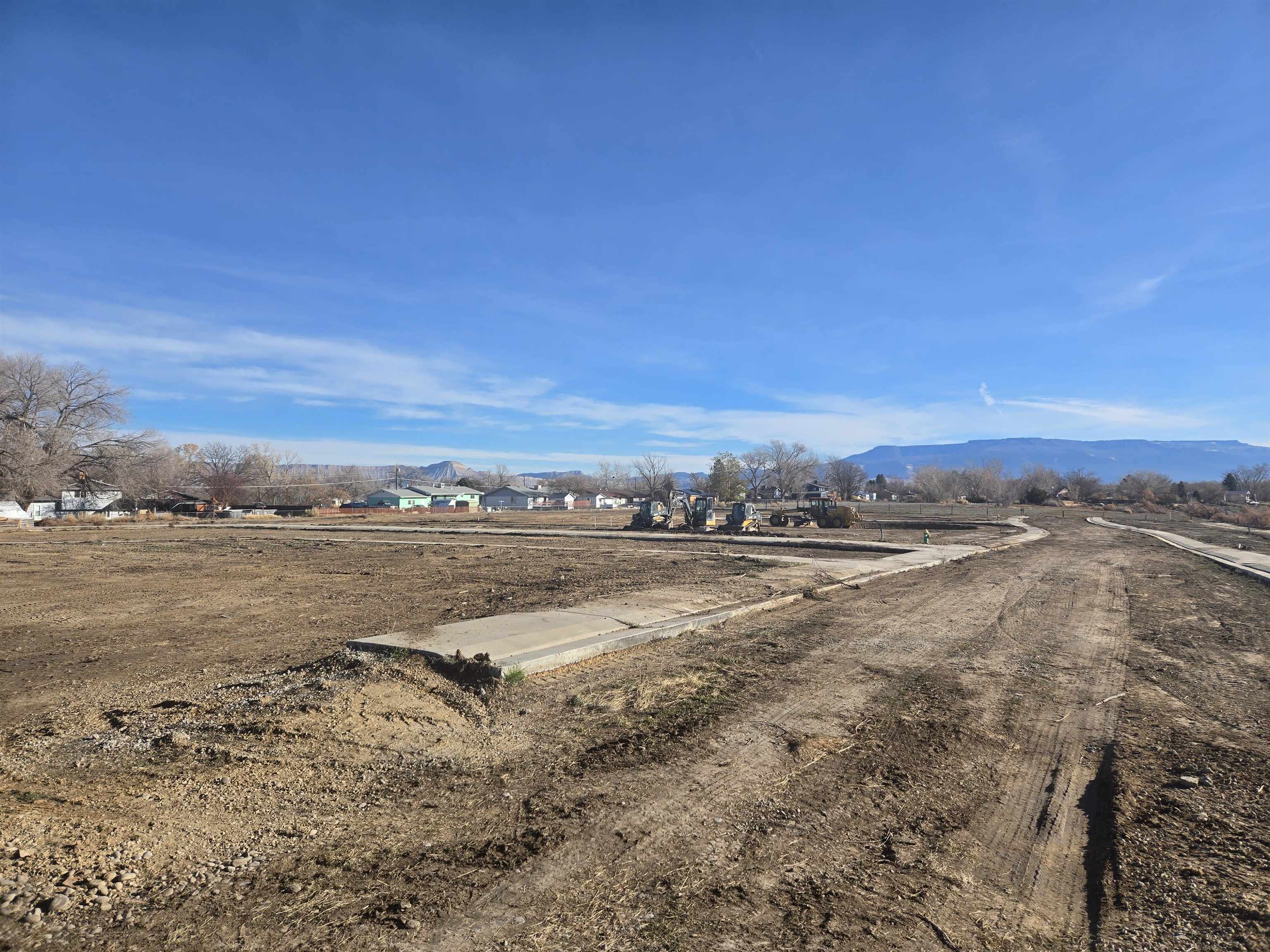 2740 Sierra Vista Road