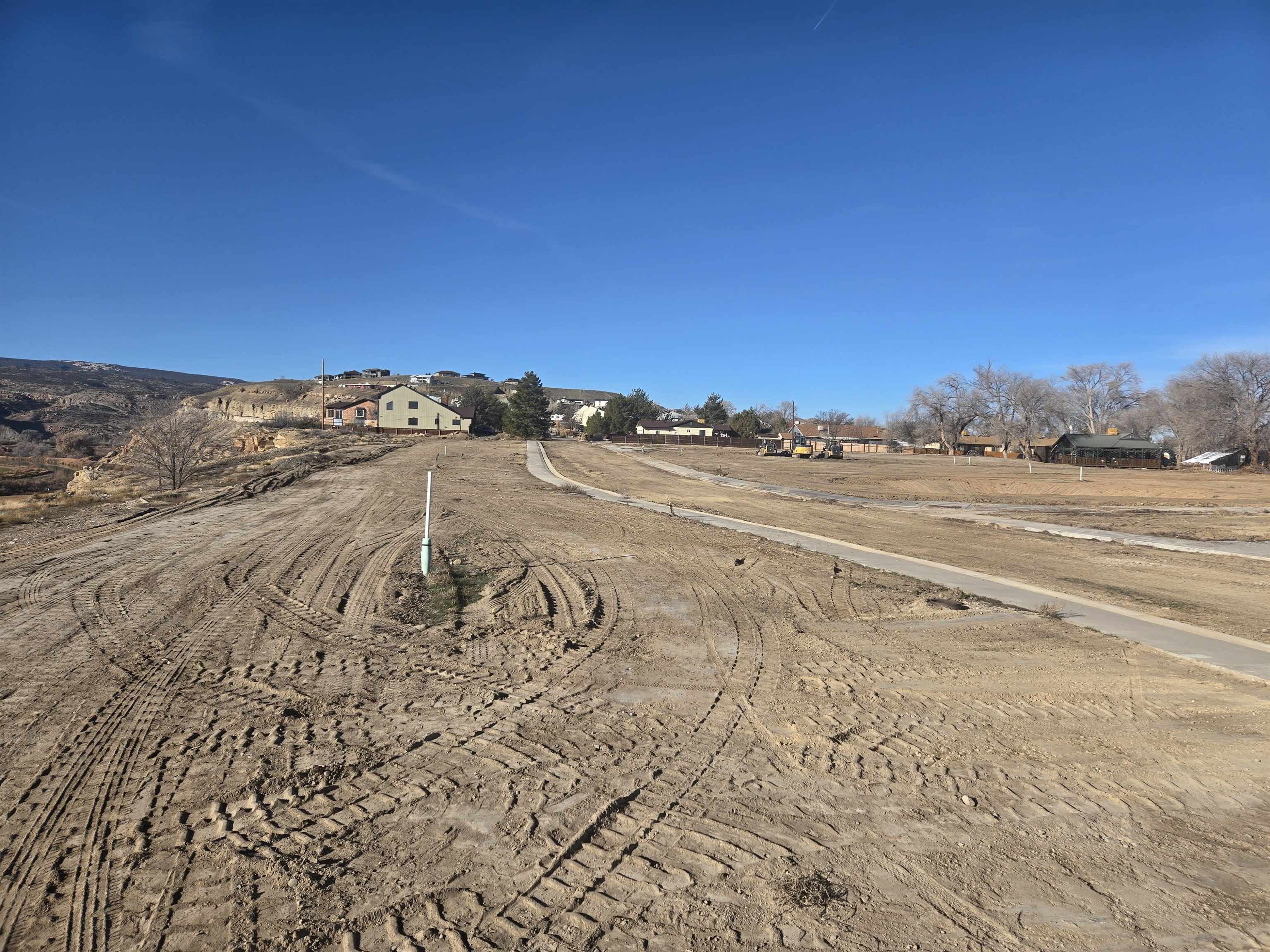 2740 Sierra Vista Road
