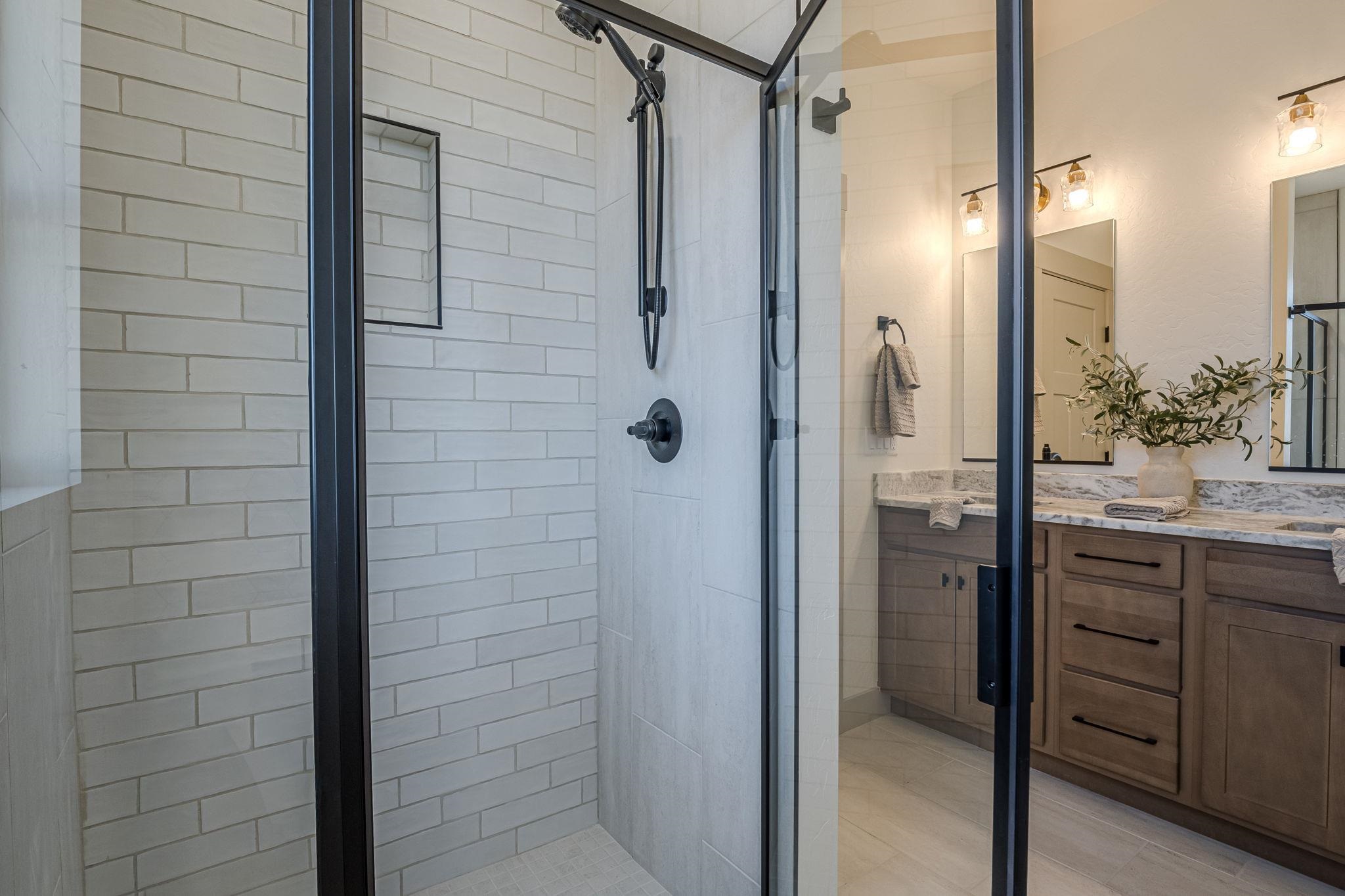 2876 Rock Creek Drive Unit: B