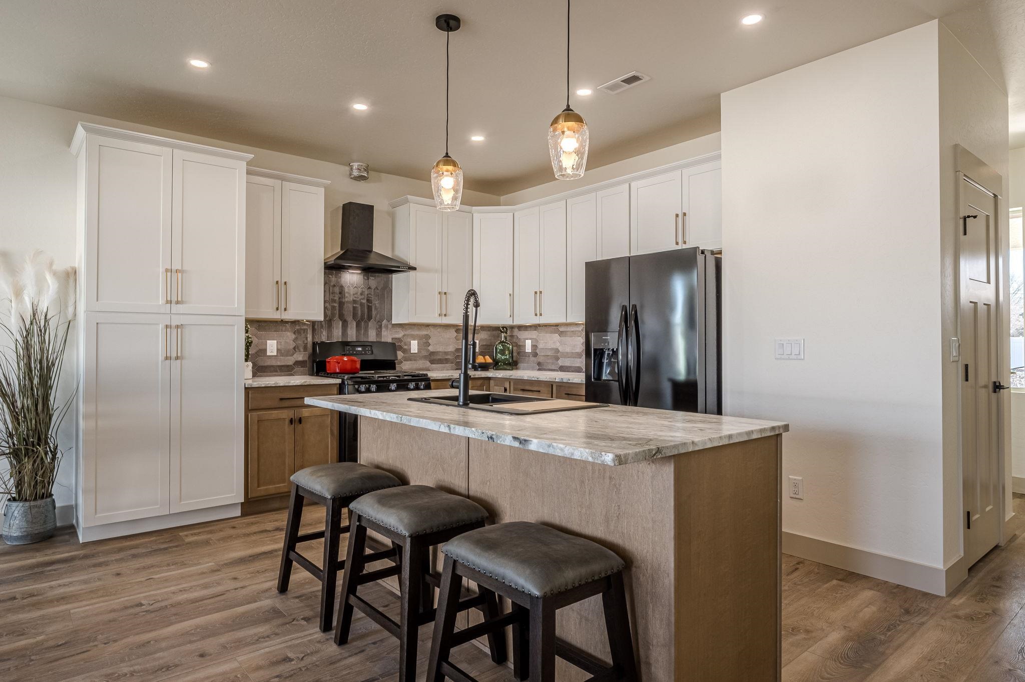 2876 Rock Creek Drive Unit: B