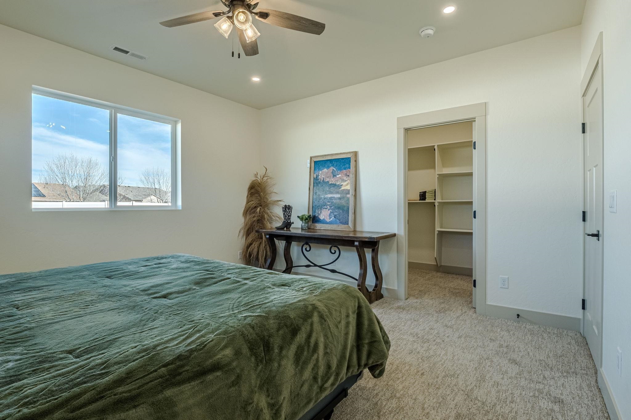 2876 Rock Creek Drive Unit: B