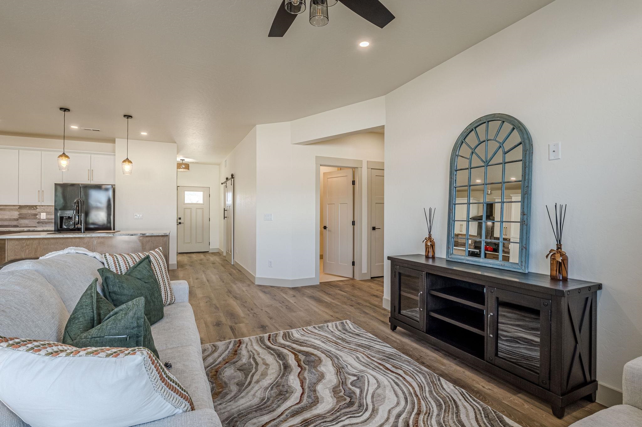 2876 Rock Creek Drive Unit: B