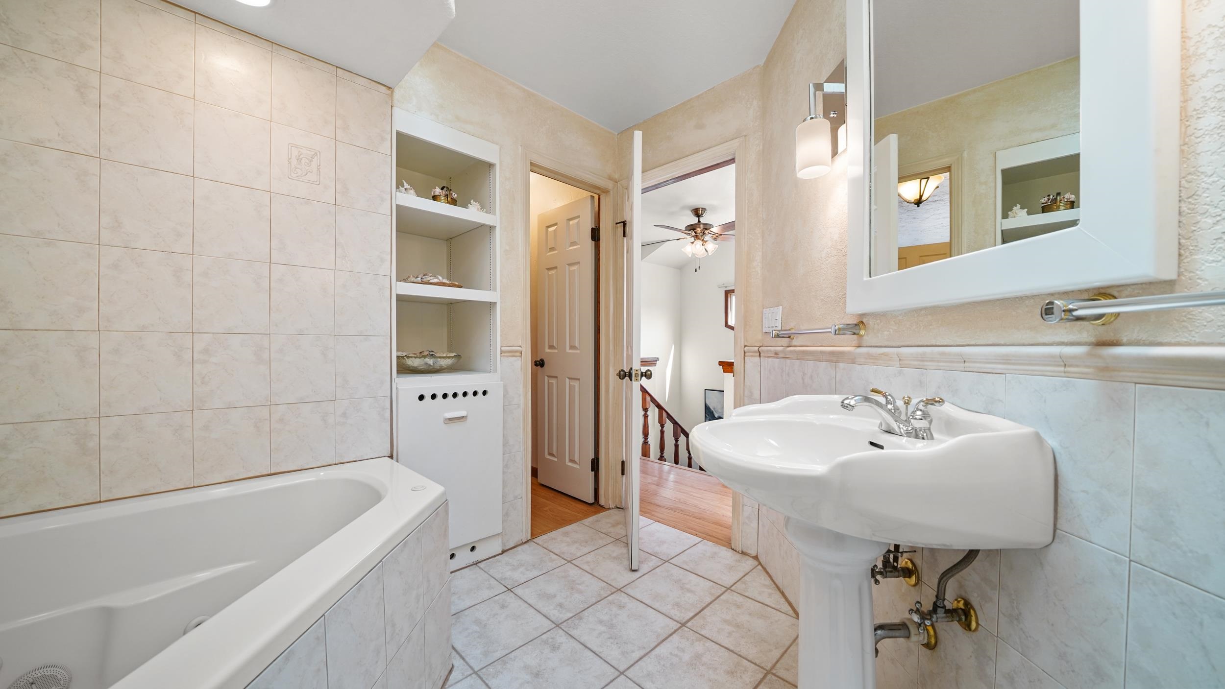 377 1/2 Explorer Court Unit: A