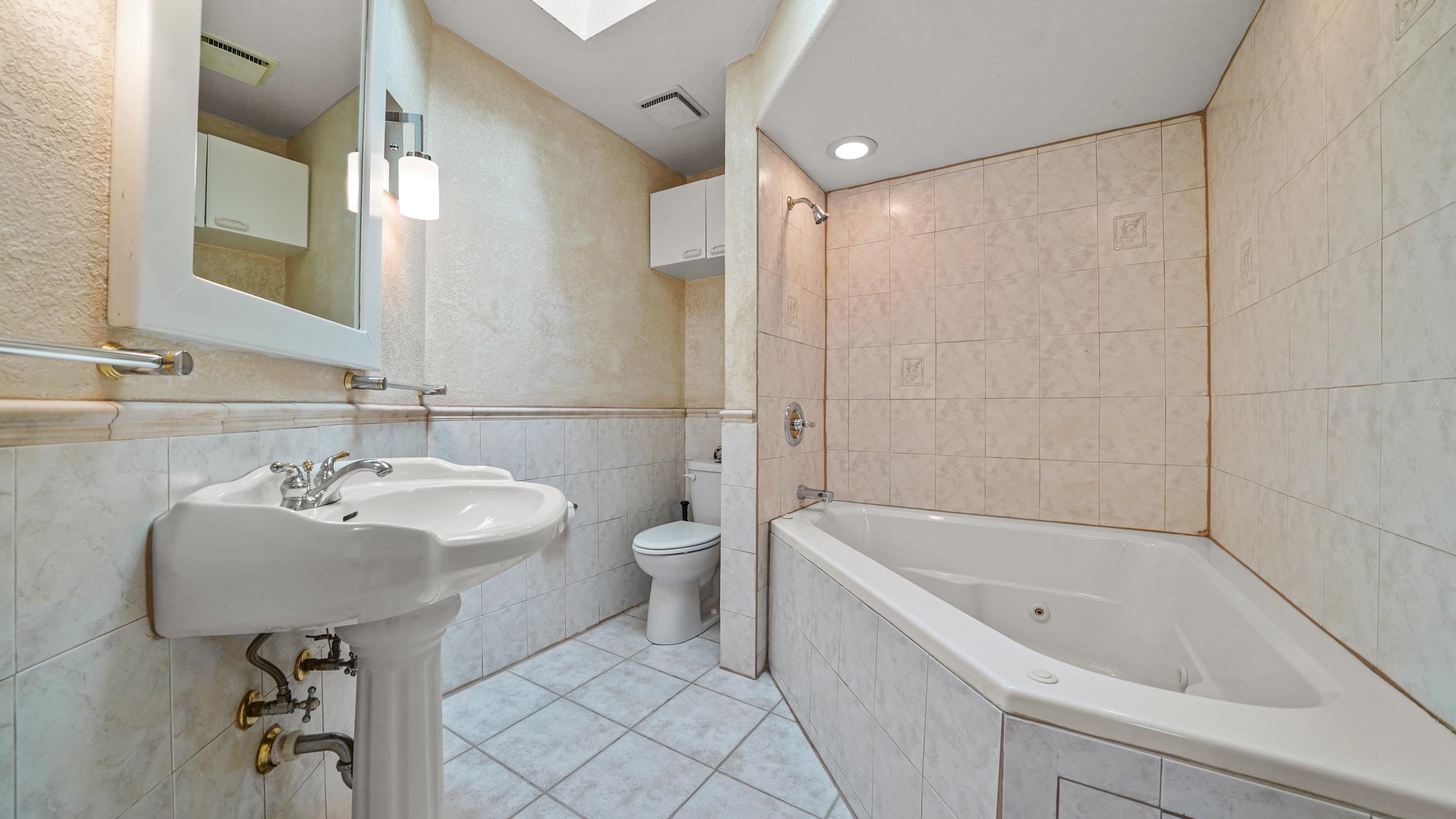 377 1/2 Explorer Court Unit: A