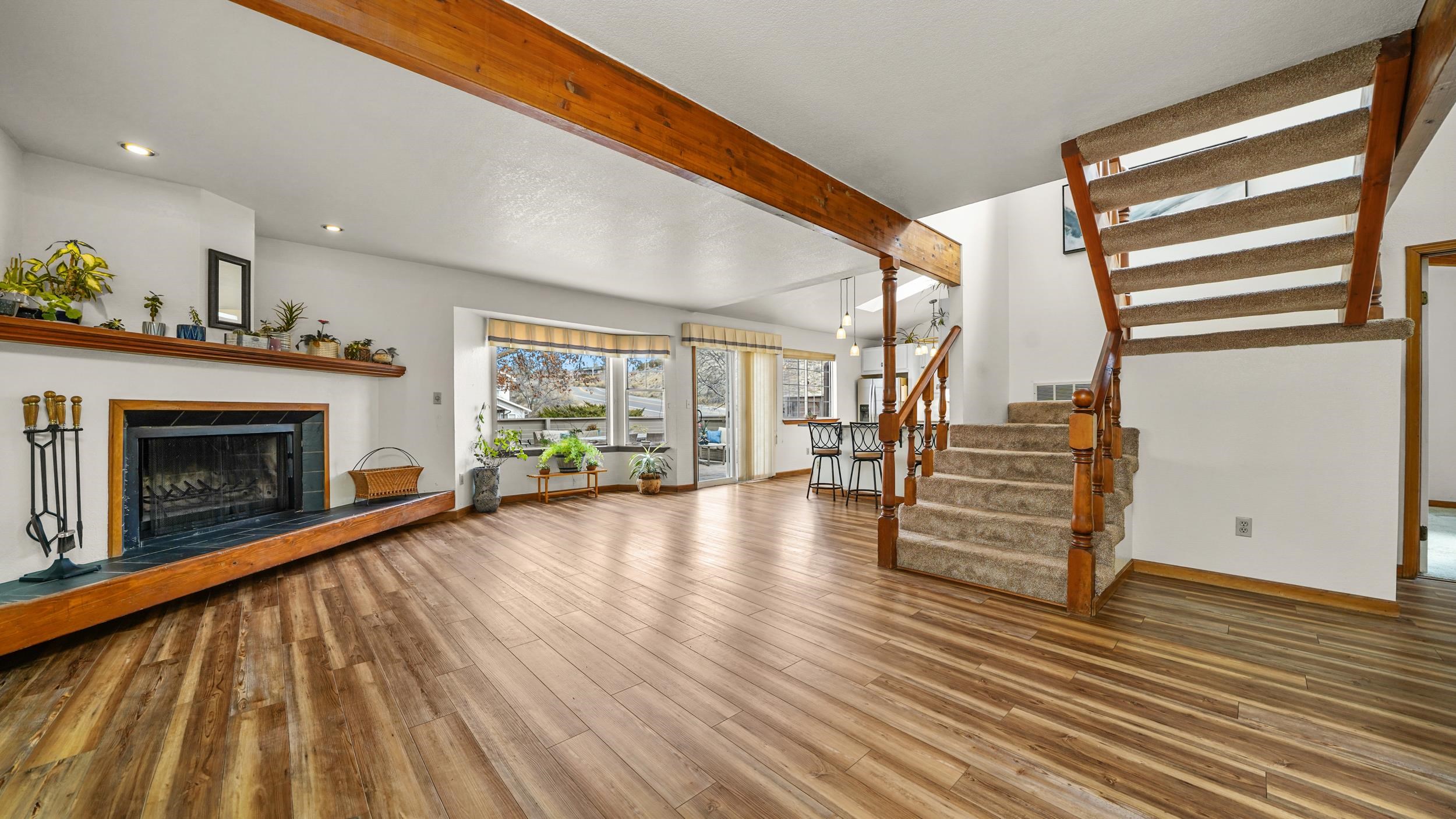 377 1/2 Explorer Court Unit: A