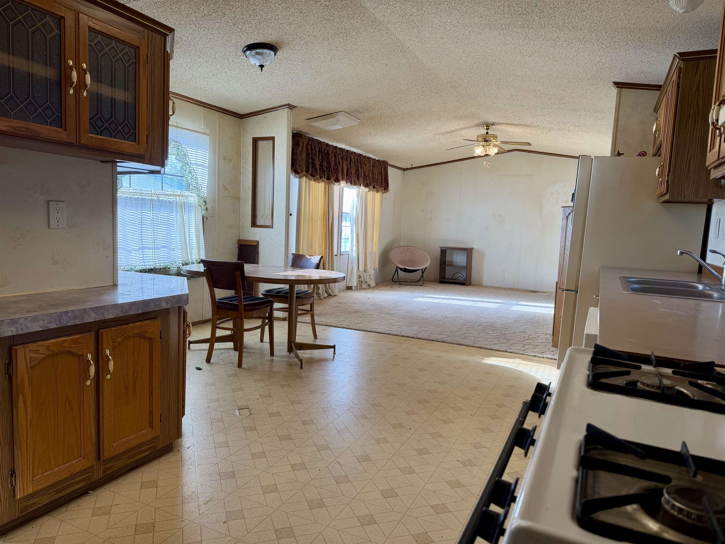 514 1/2 Friendship Court