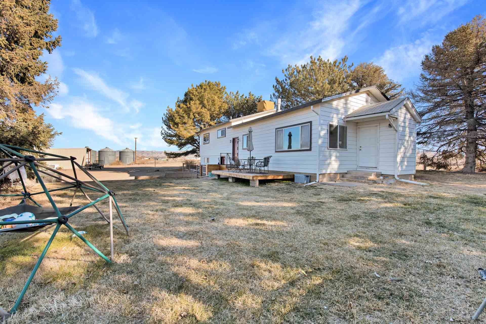 1052 21 Road