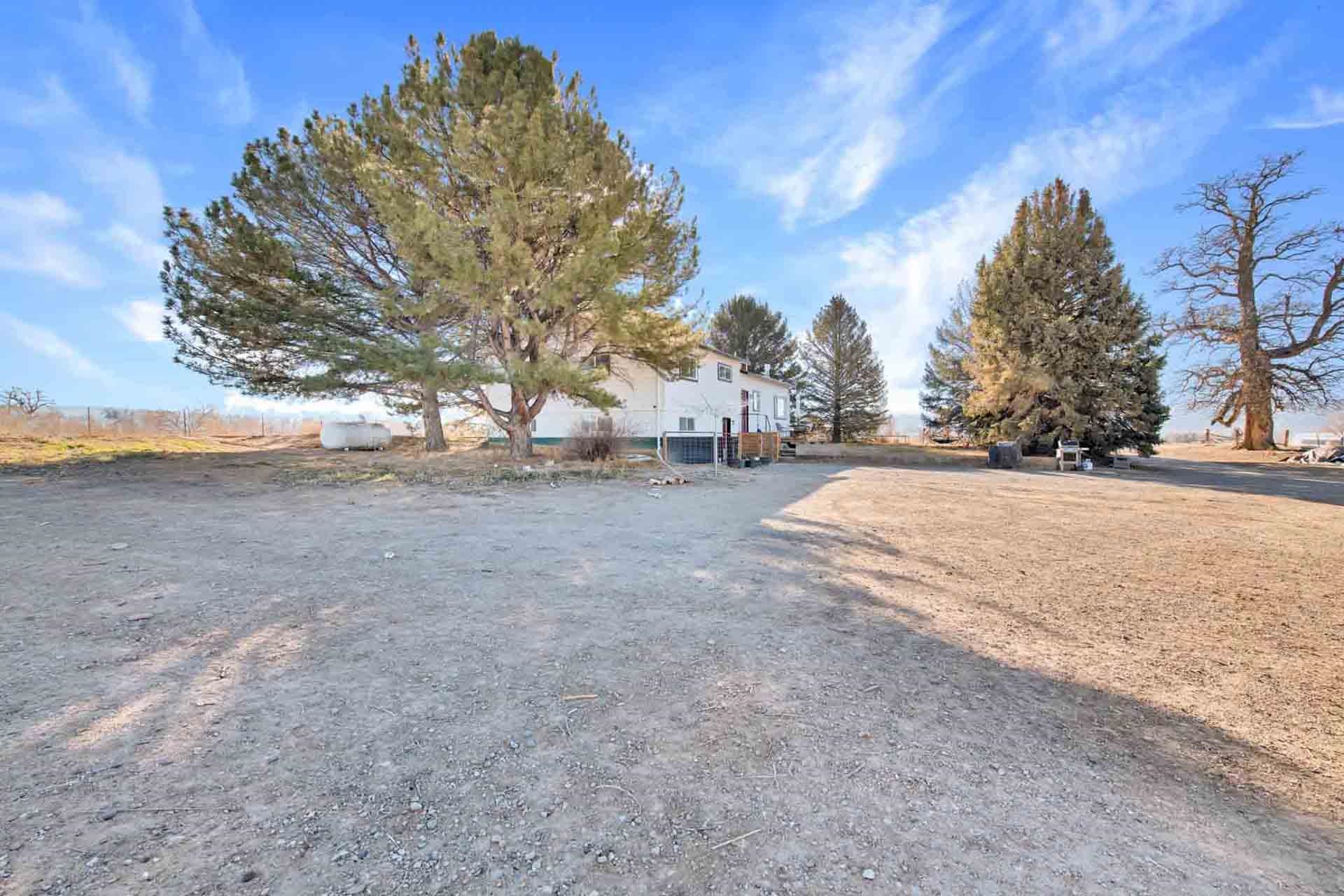 1052 21 Road