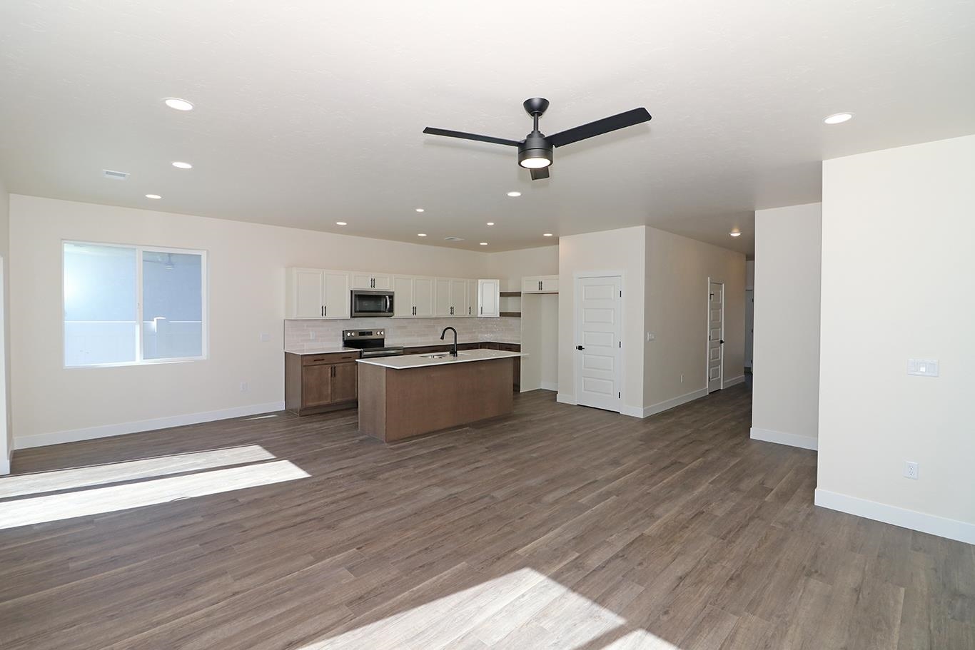 1640 Rusty Rivet Road