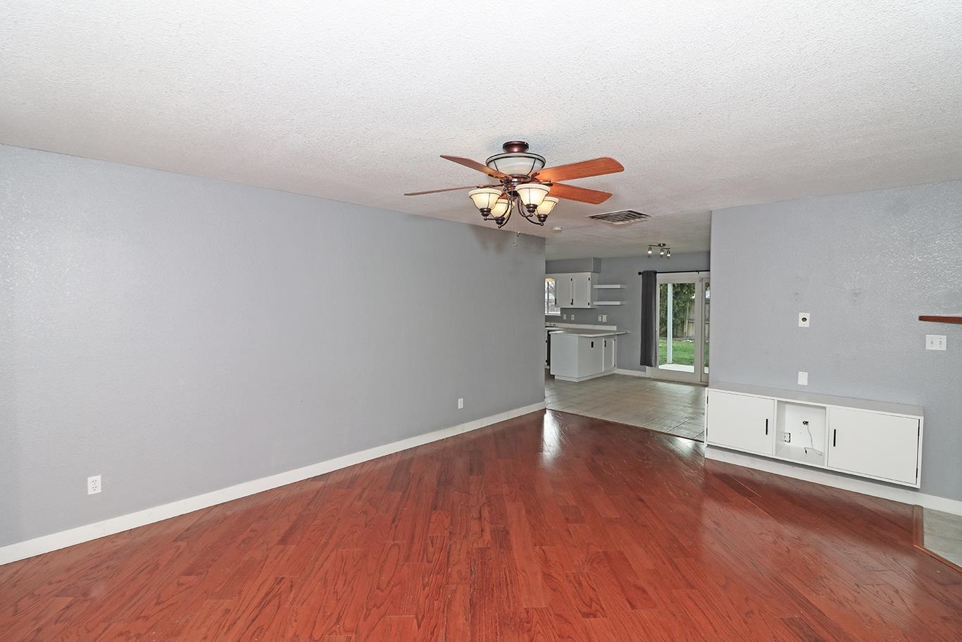 3055 Noble Court