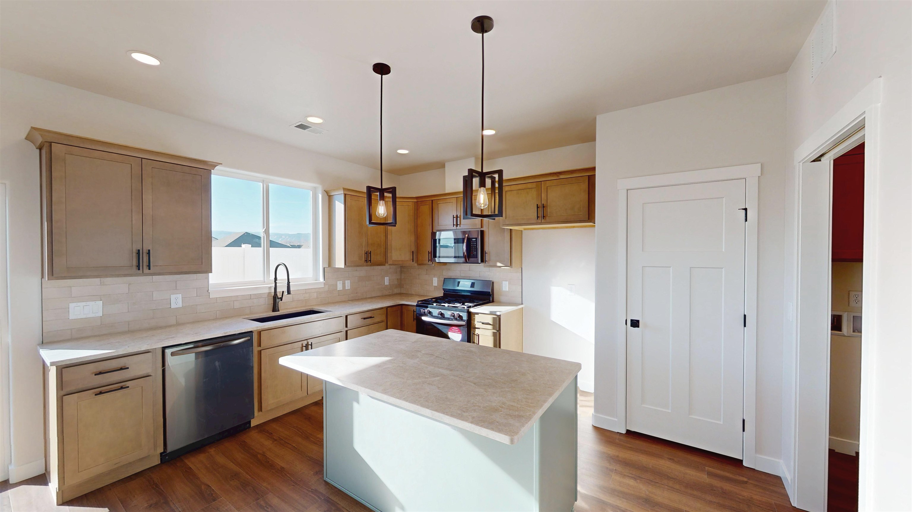 2457 Hamilton Road Unit: B