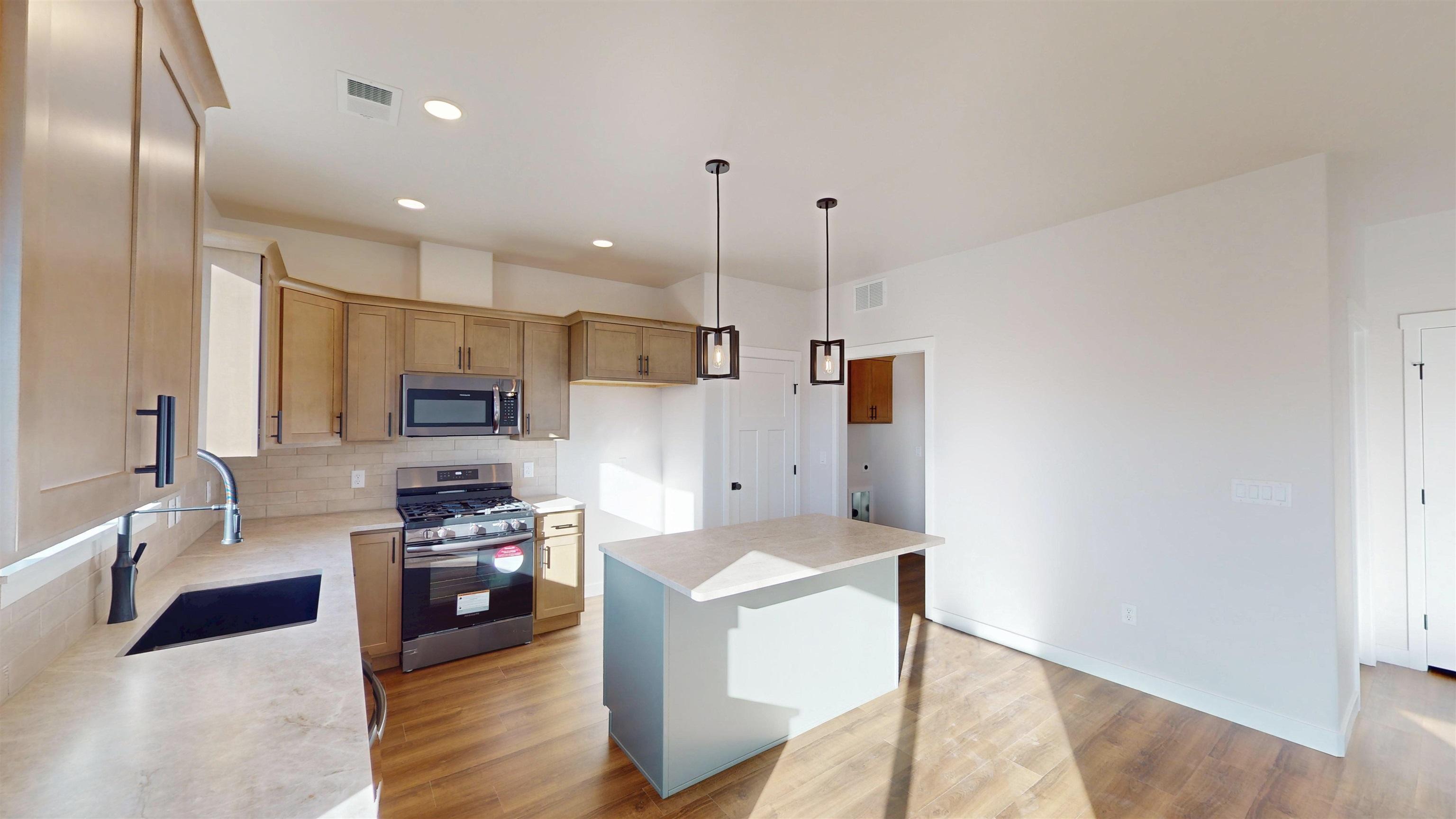 2457 Hamilton Road Unit: B