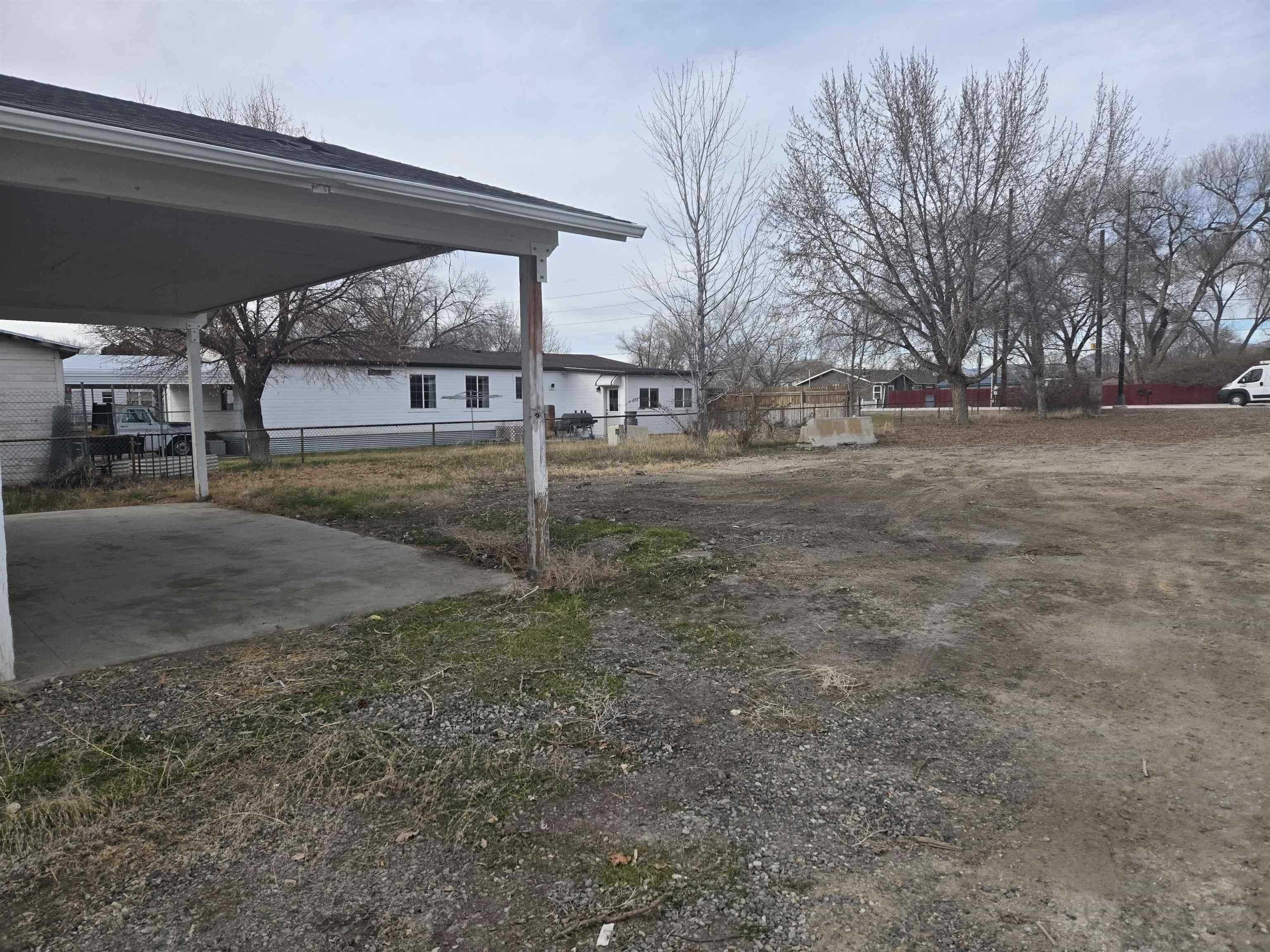 3249 E Road