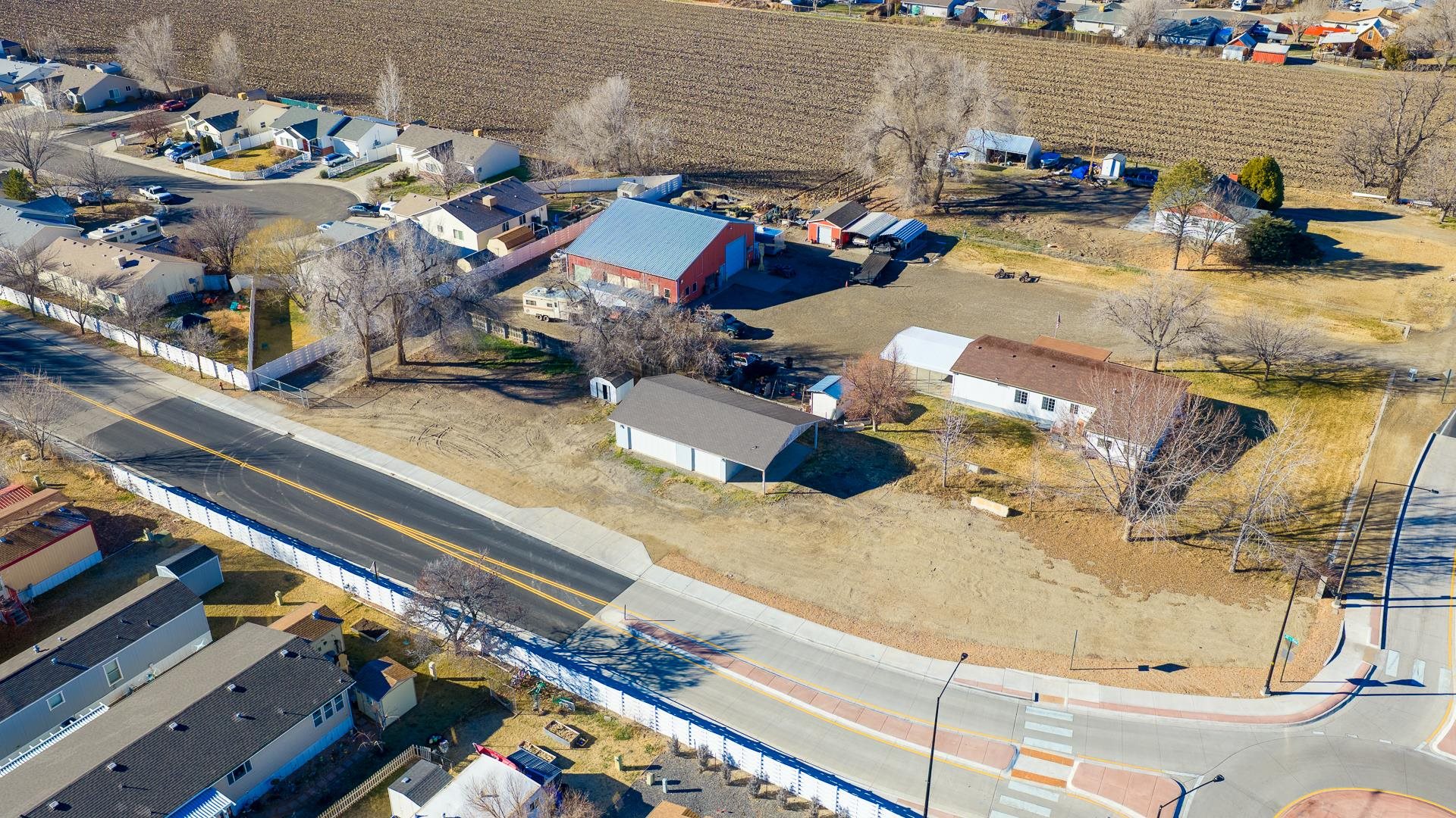 3249 E Road