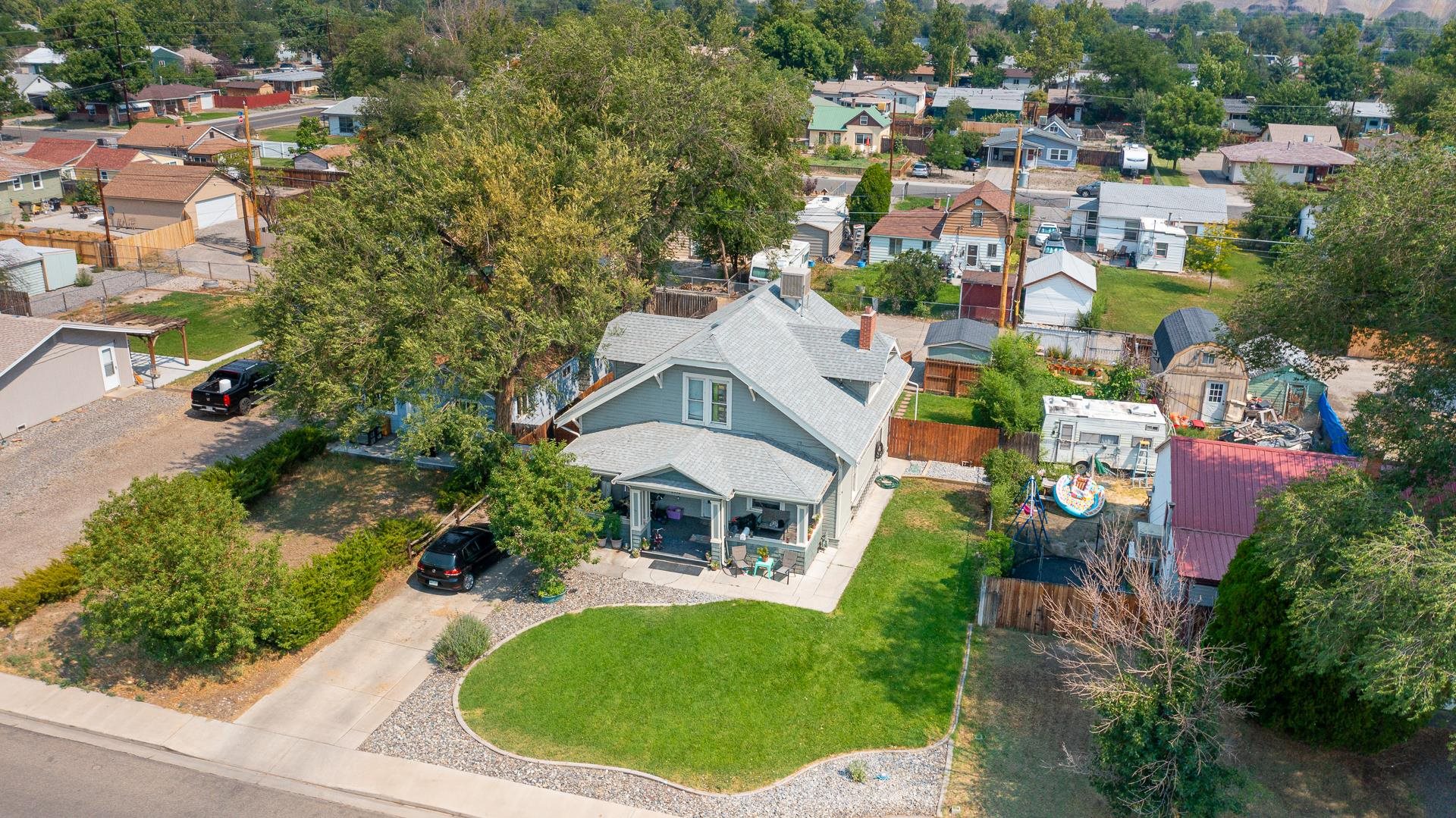 2336 Elm Avenue