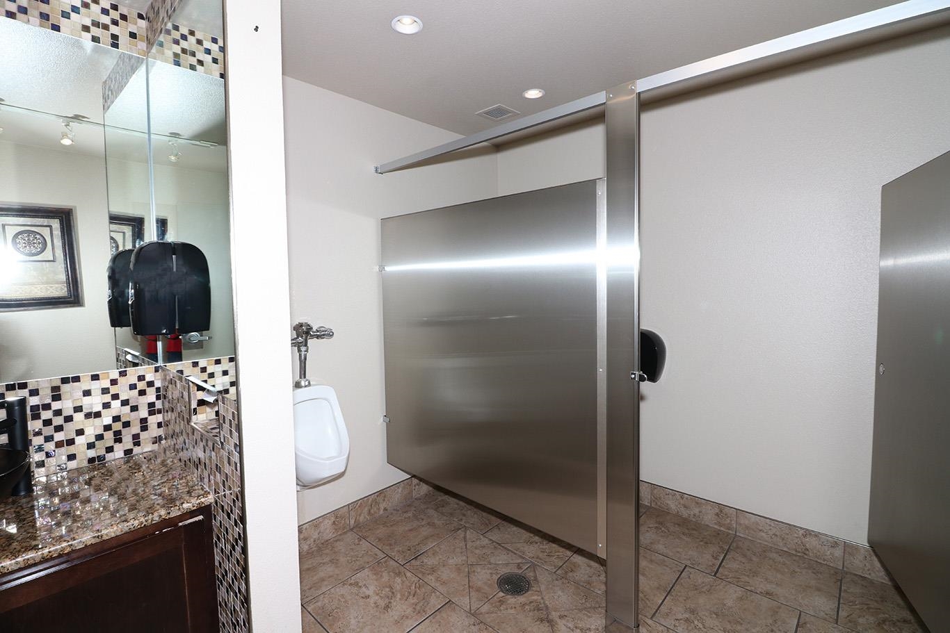 715 Horizon Drive