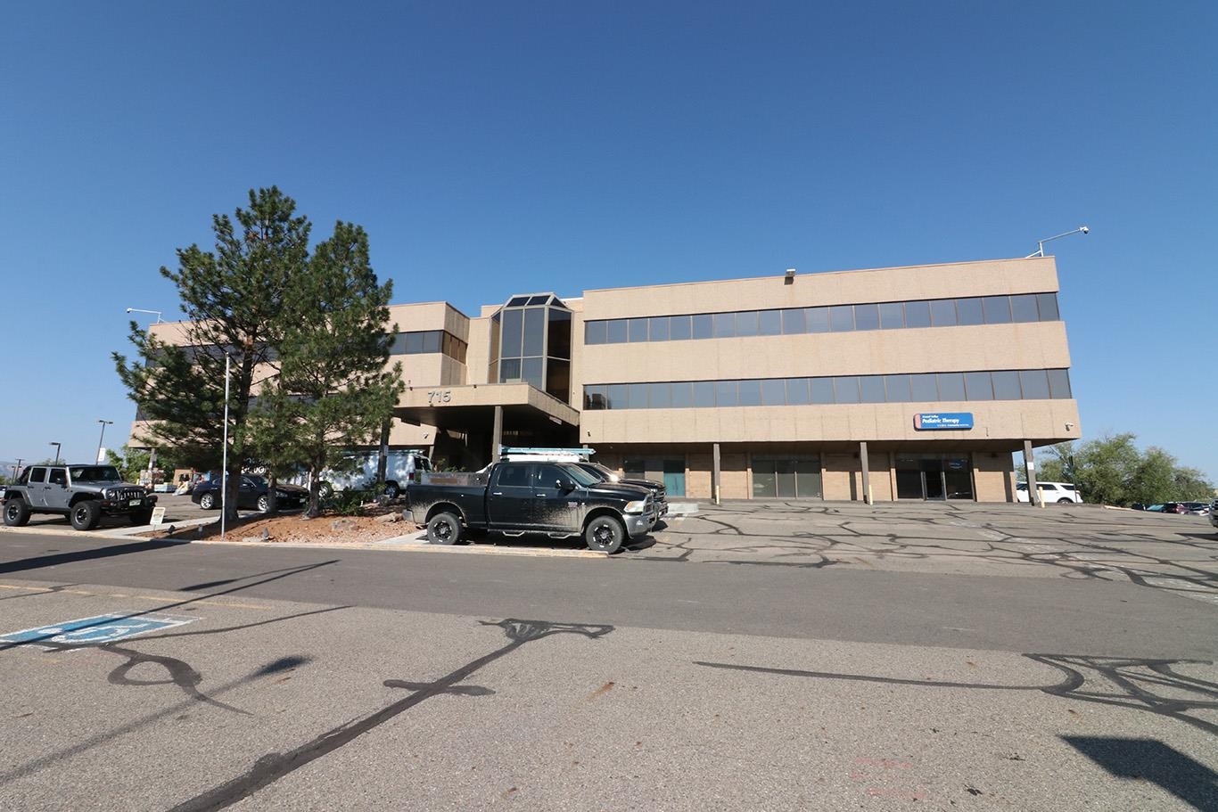 715 Horizon Drive
