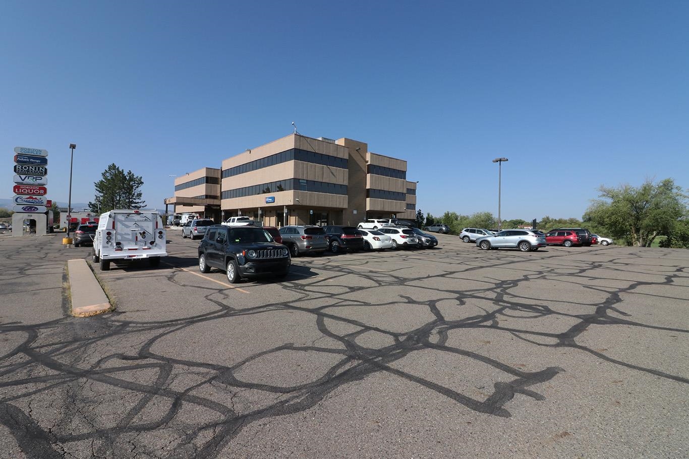 715 Horizon Drive