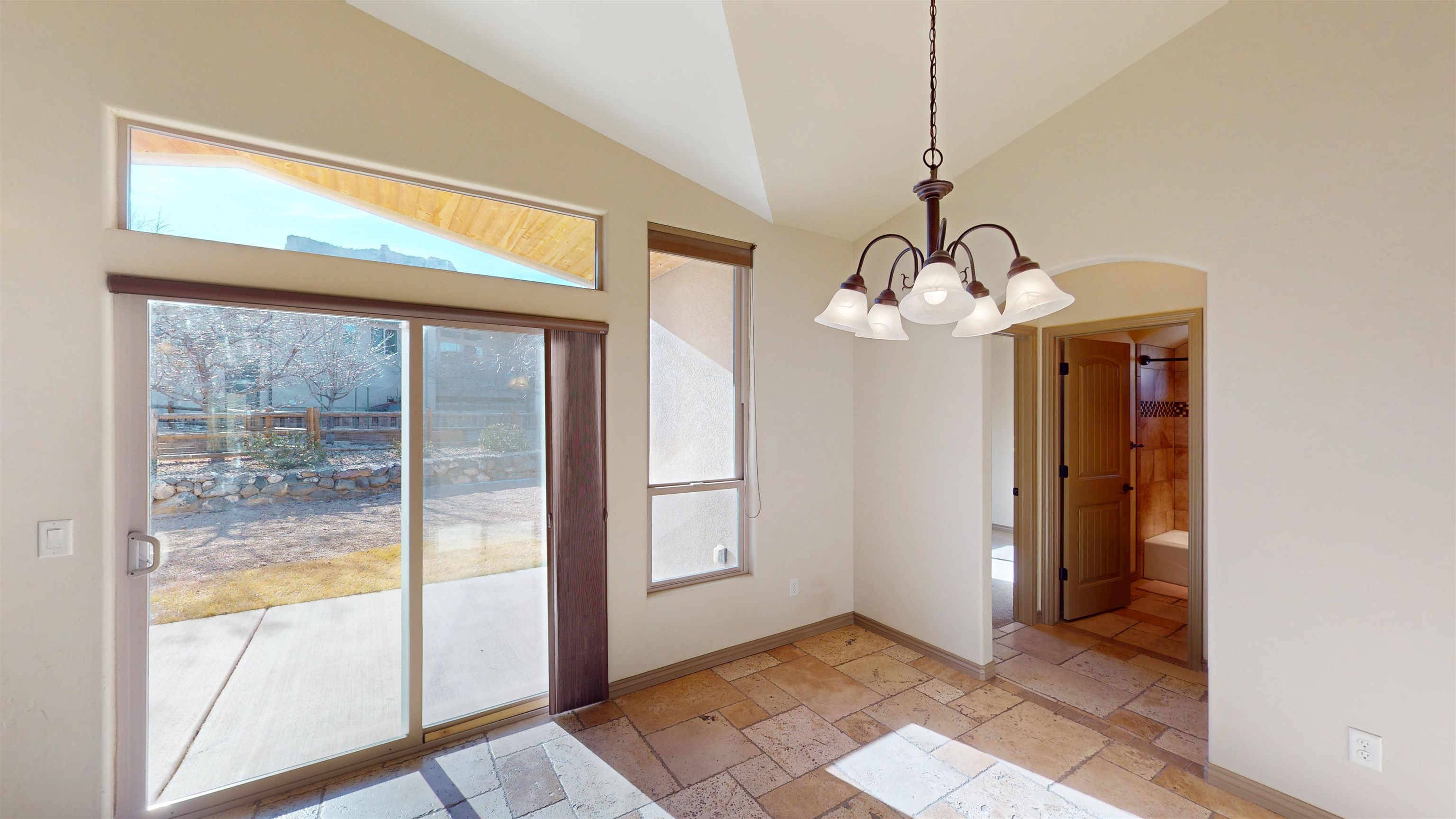 2085 Link Lane
