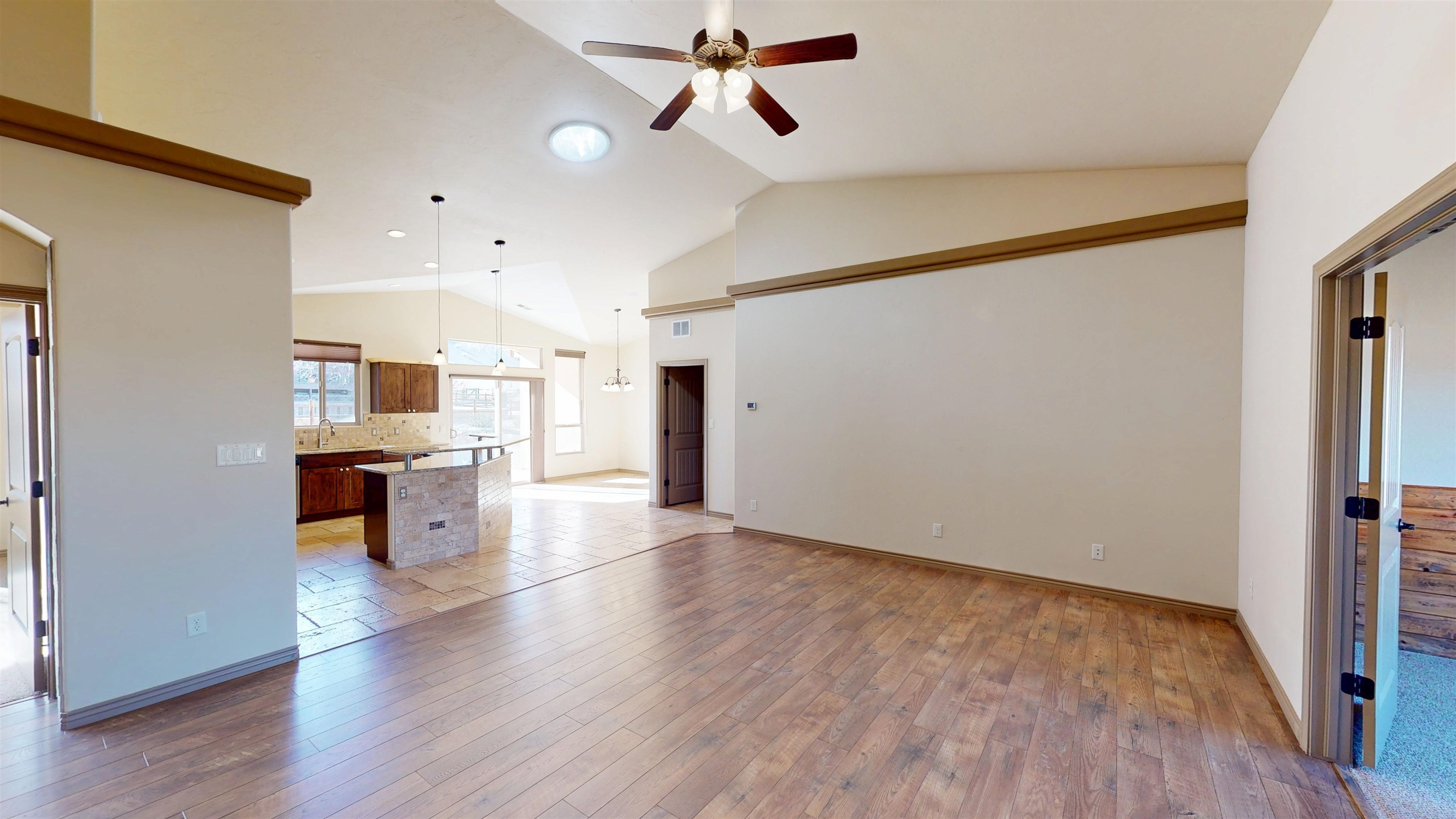 2085 Link Lane