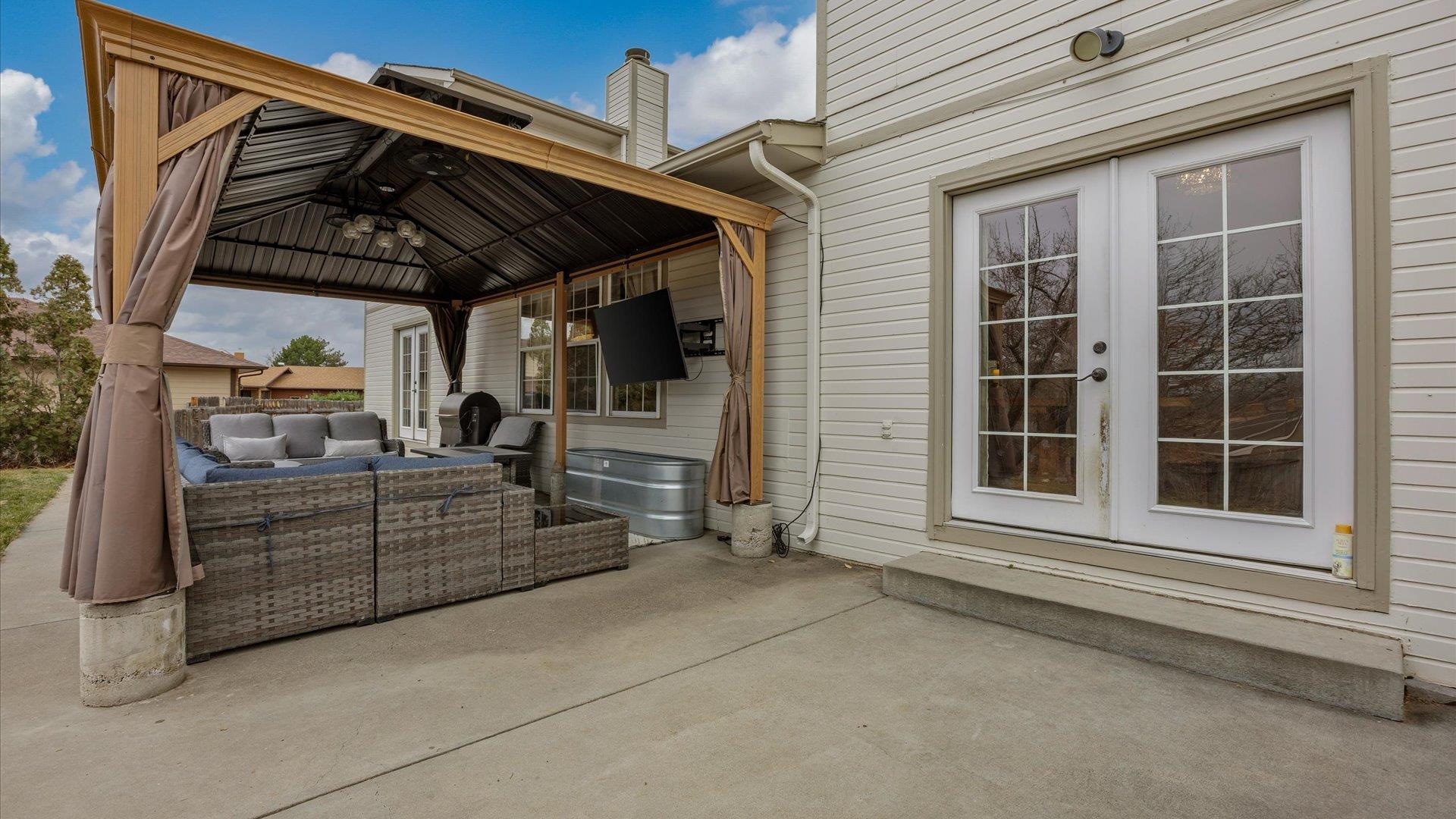 3610 Ponderosa Way