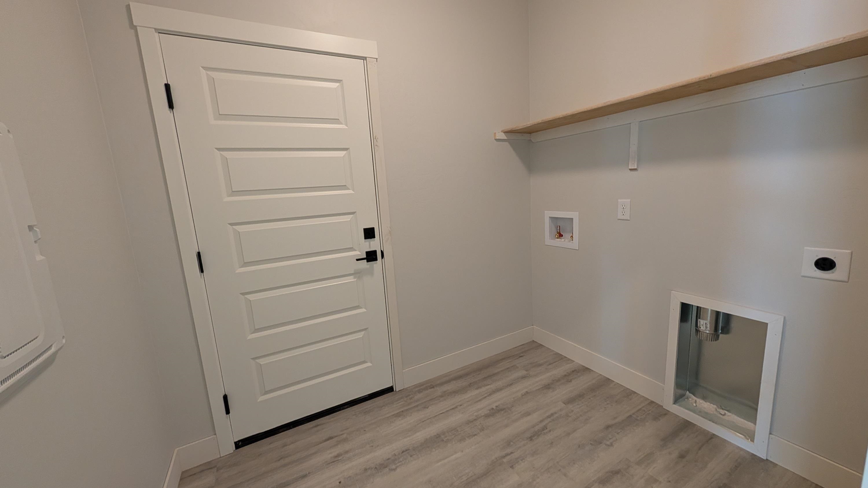 1720 Caliper Way