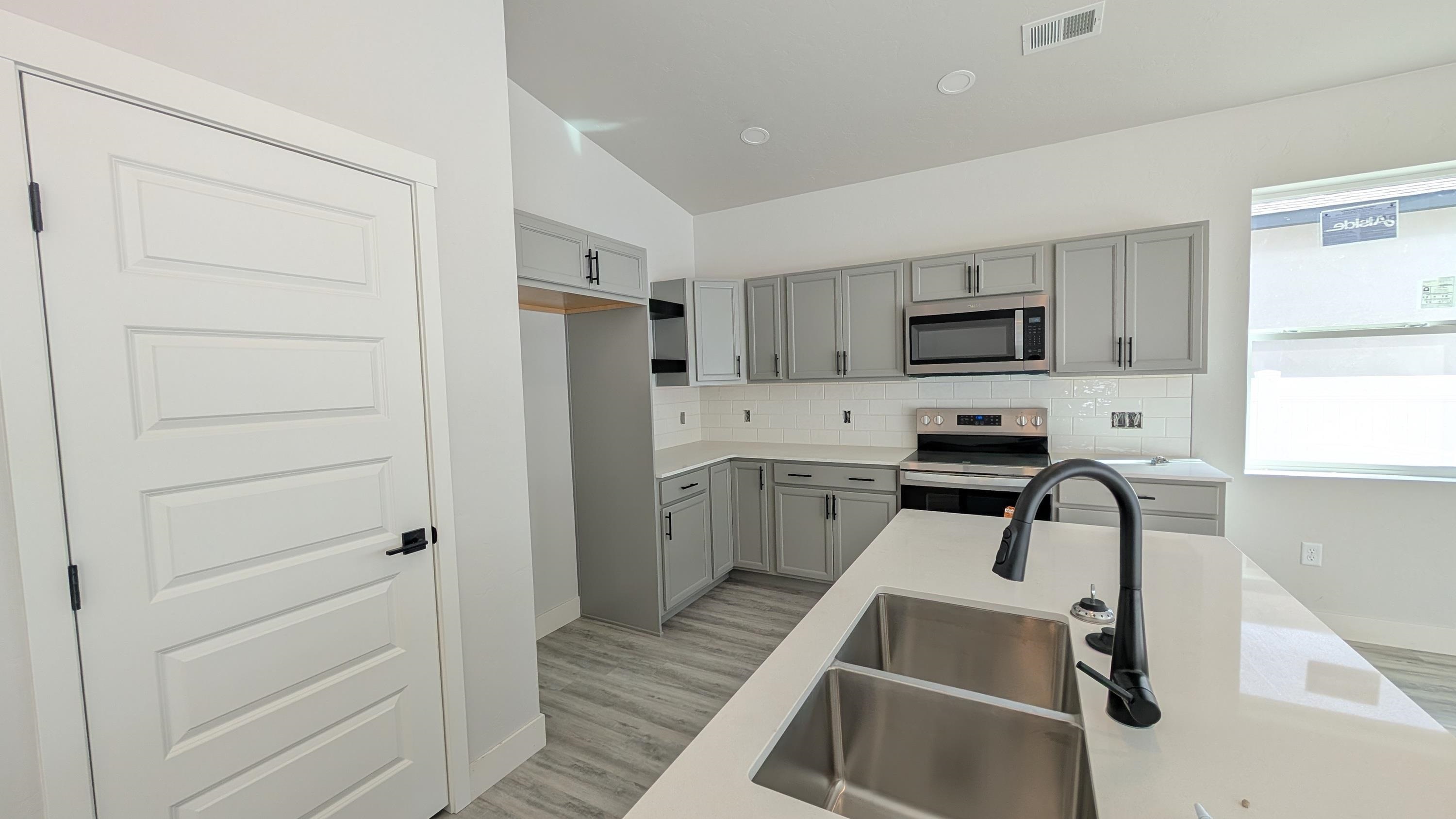 1720 Caliper Way