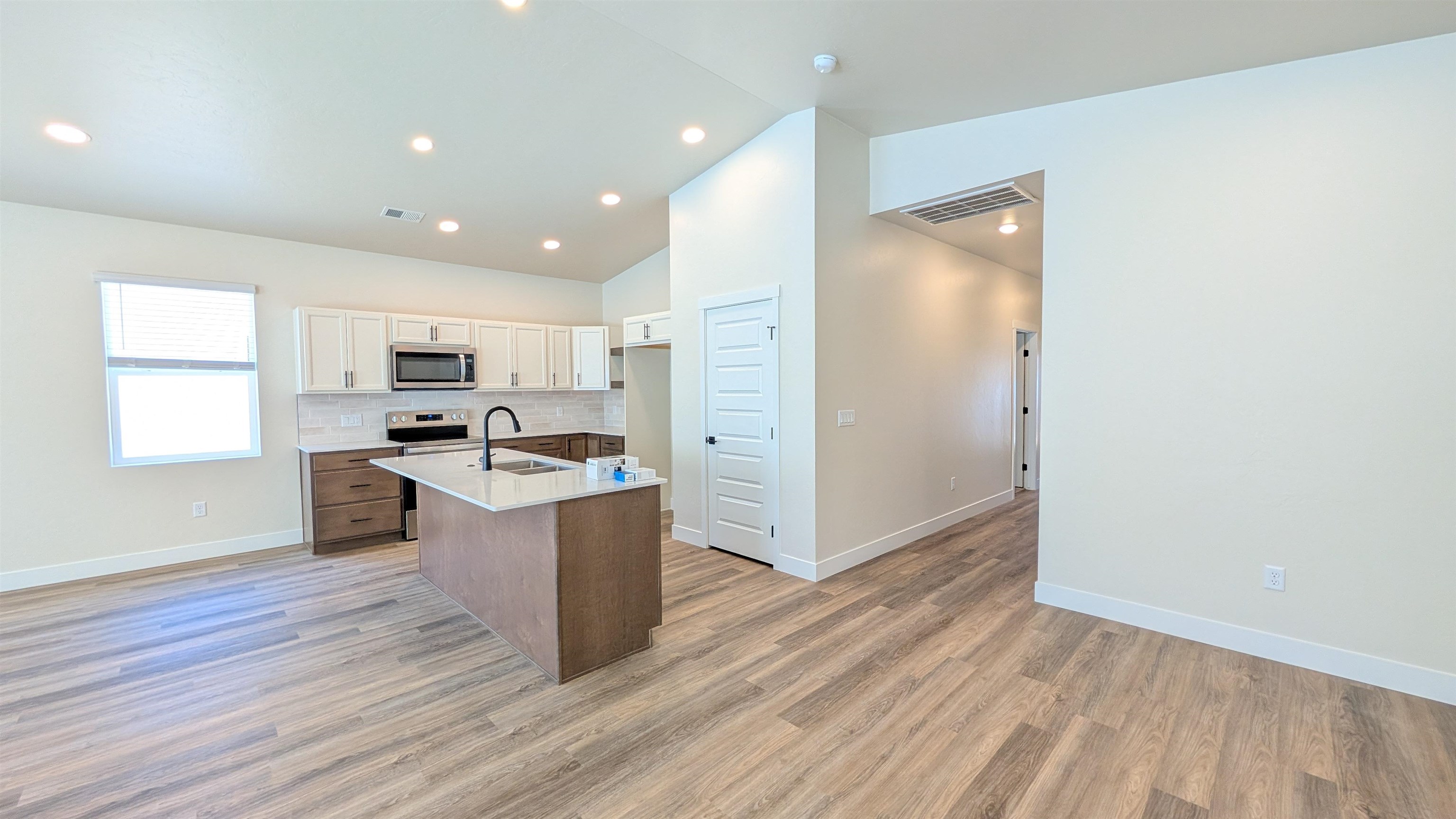 1720 Rusty Rivet Road
