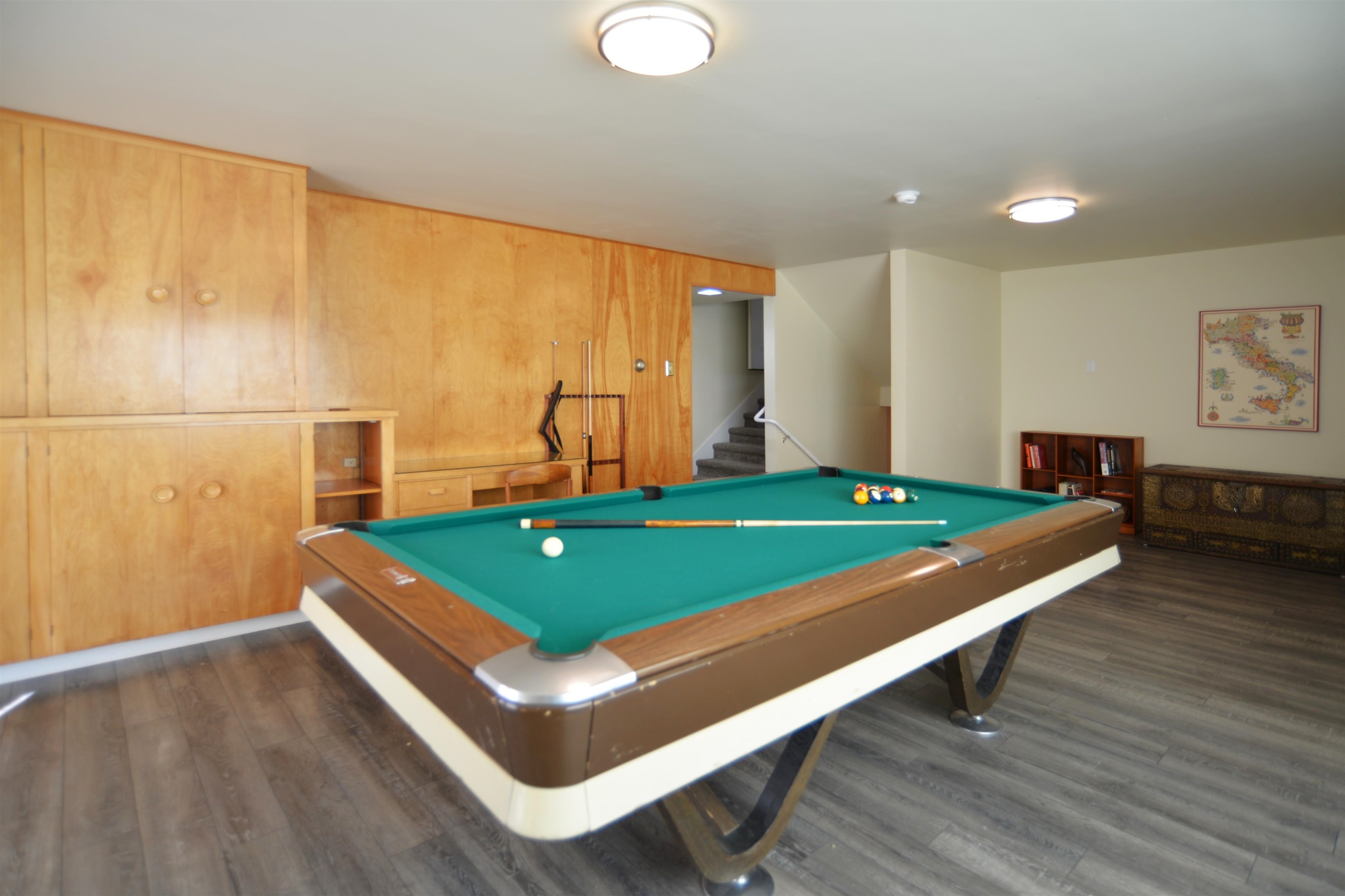 827 Lincoln Court
