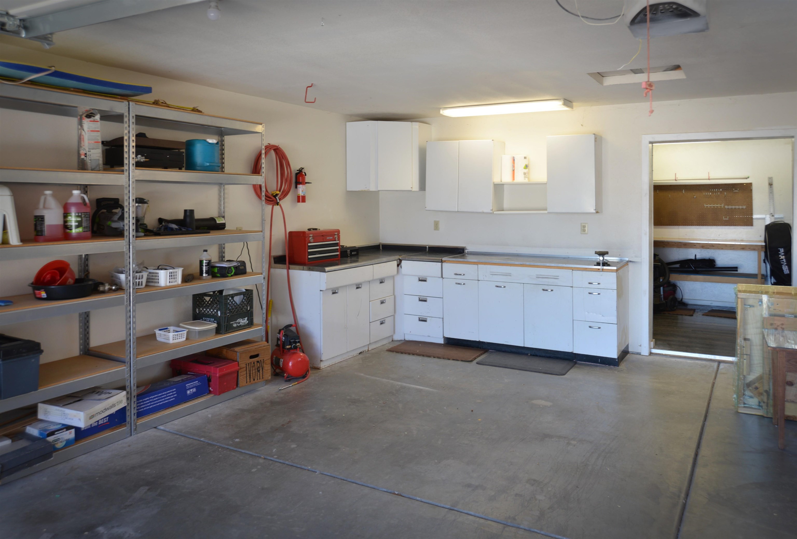 827 Lincoln Court