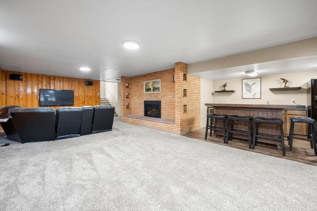827 Lincoln Court