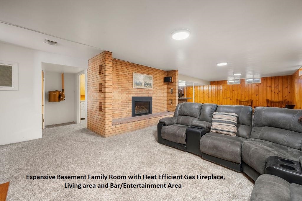 827 Lincoln Court