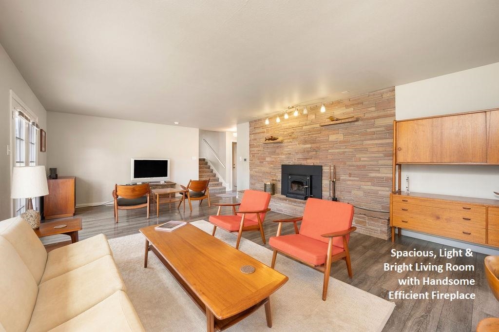 827 Lincoln Court