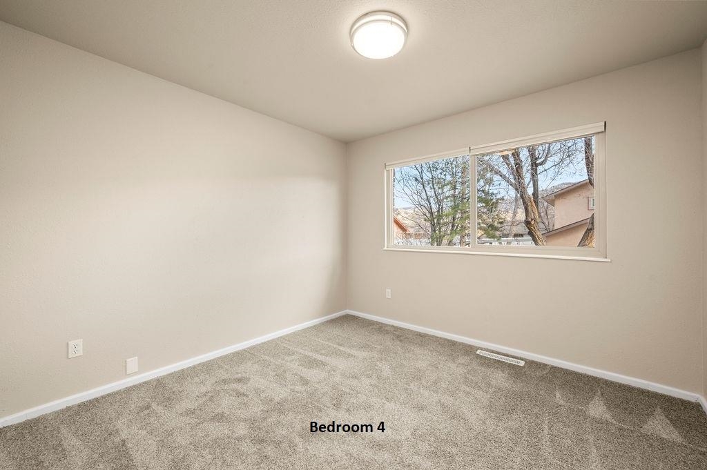 827 Lincoln Court