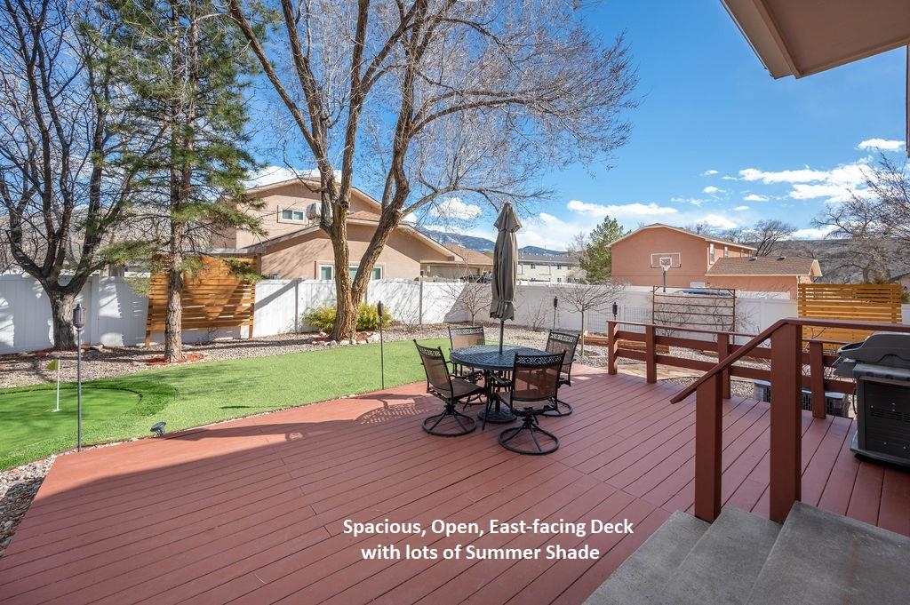 827 Lincoln Court