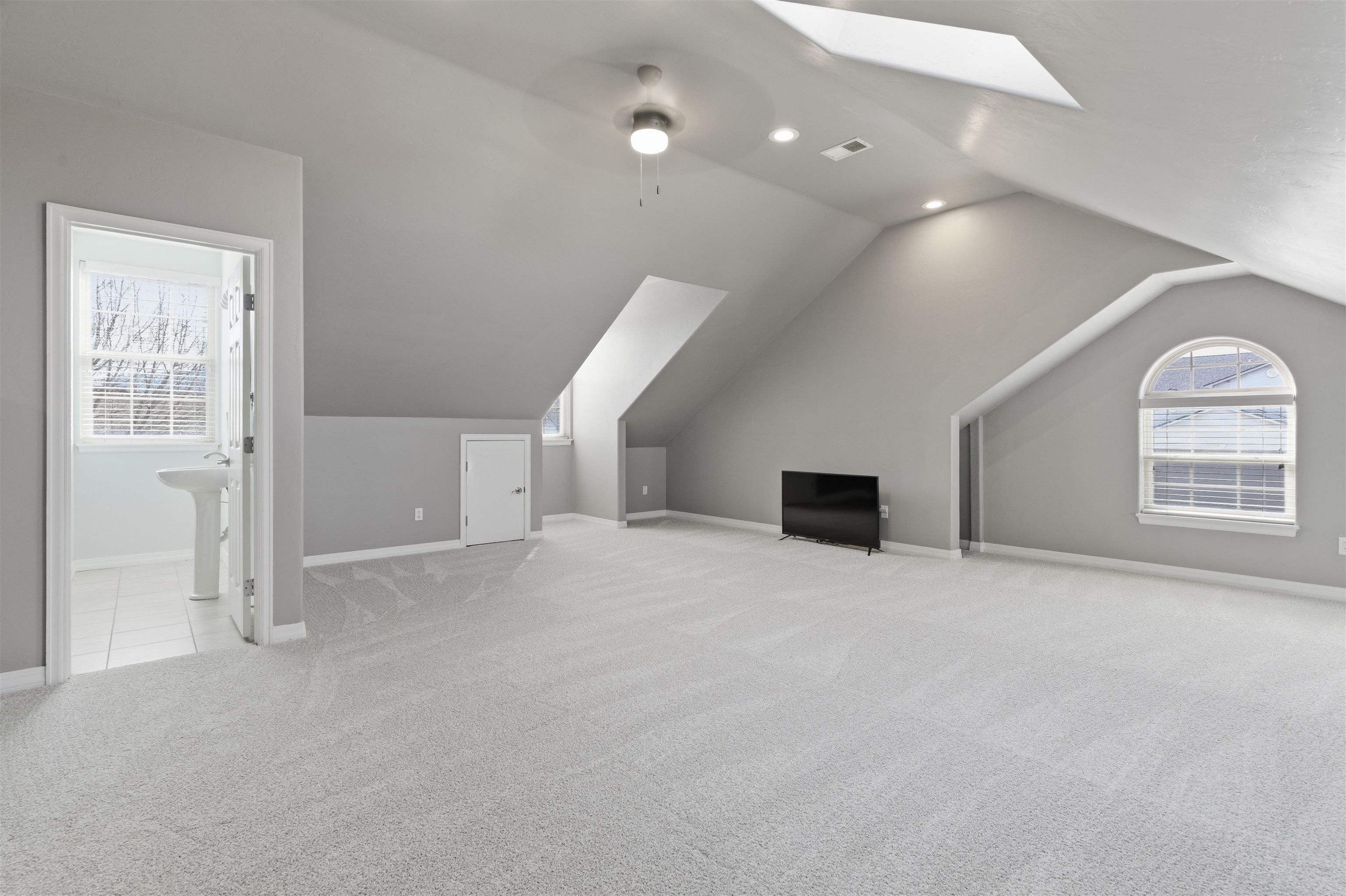 704 Tranquil Trail