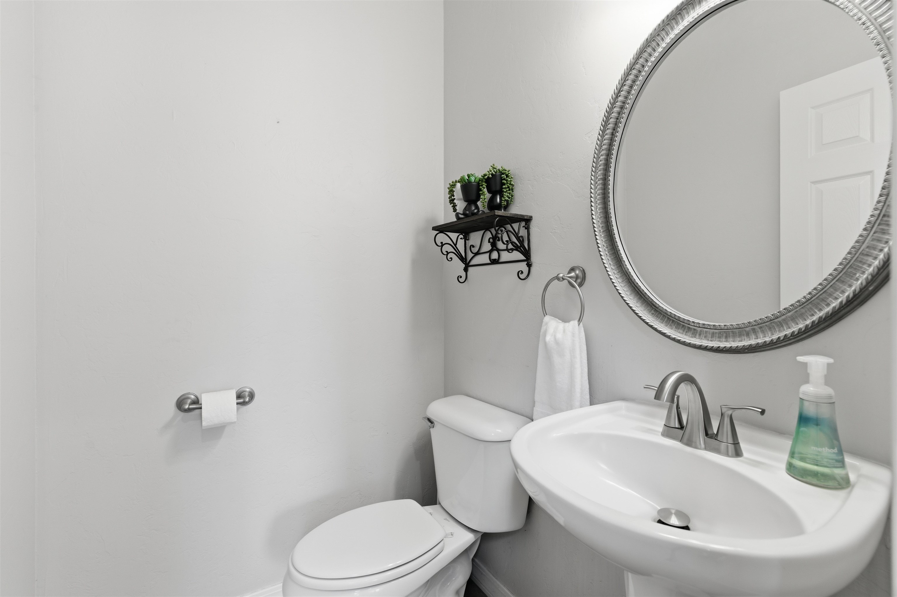 704 Tranquil Trail