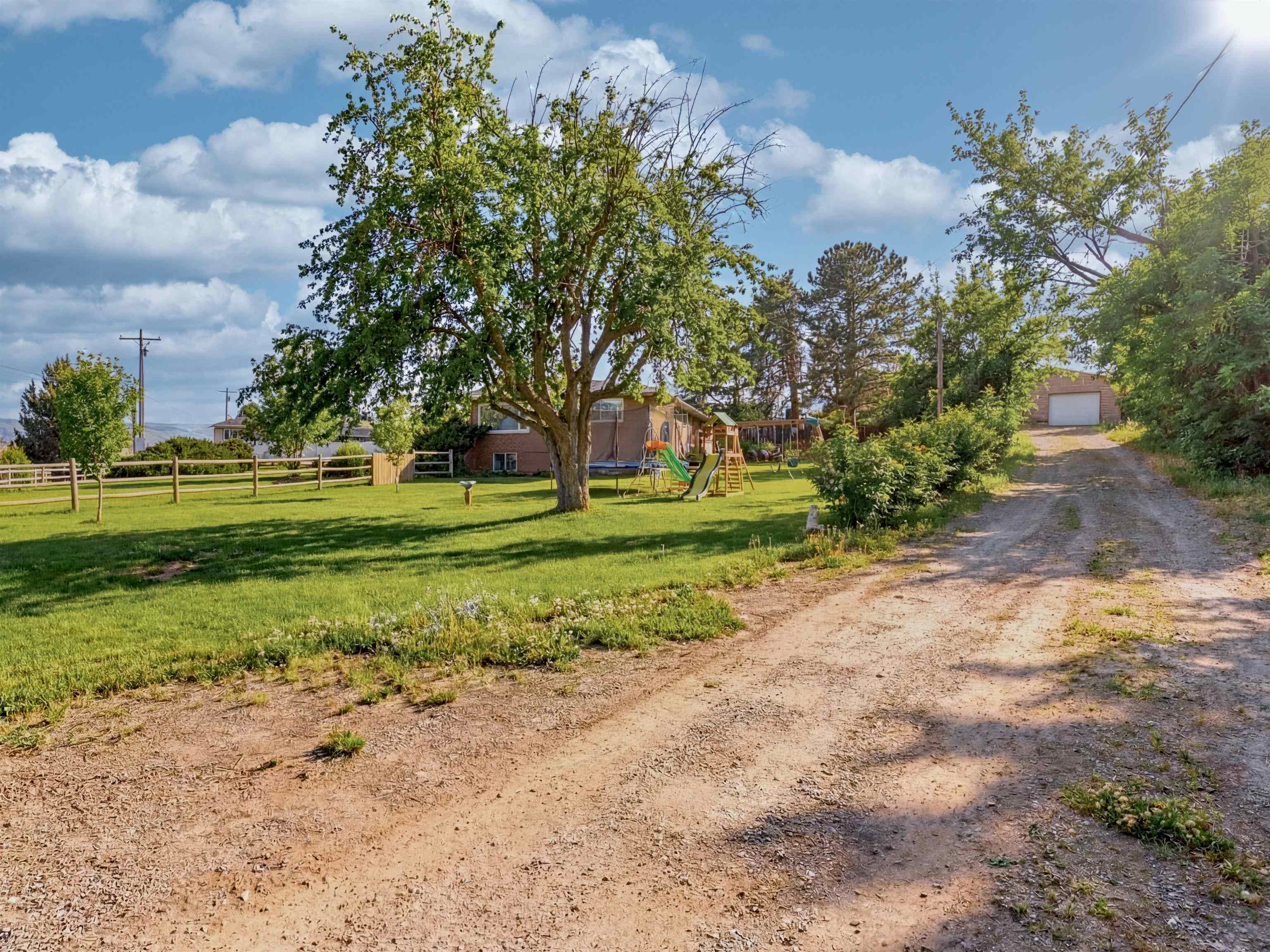 2951 Highway 50