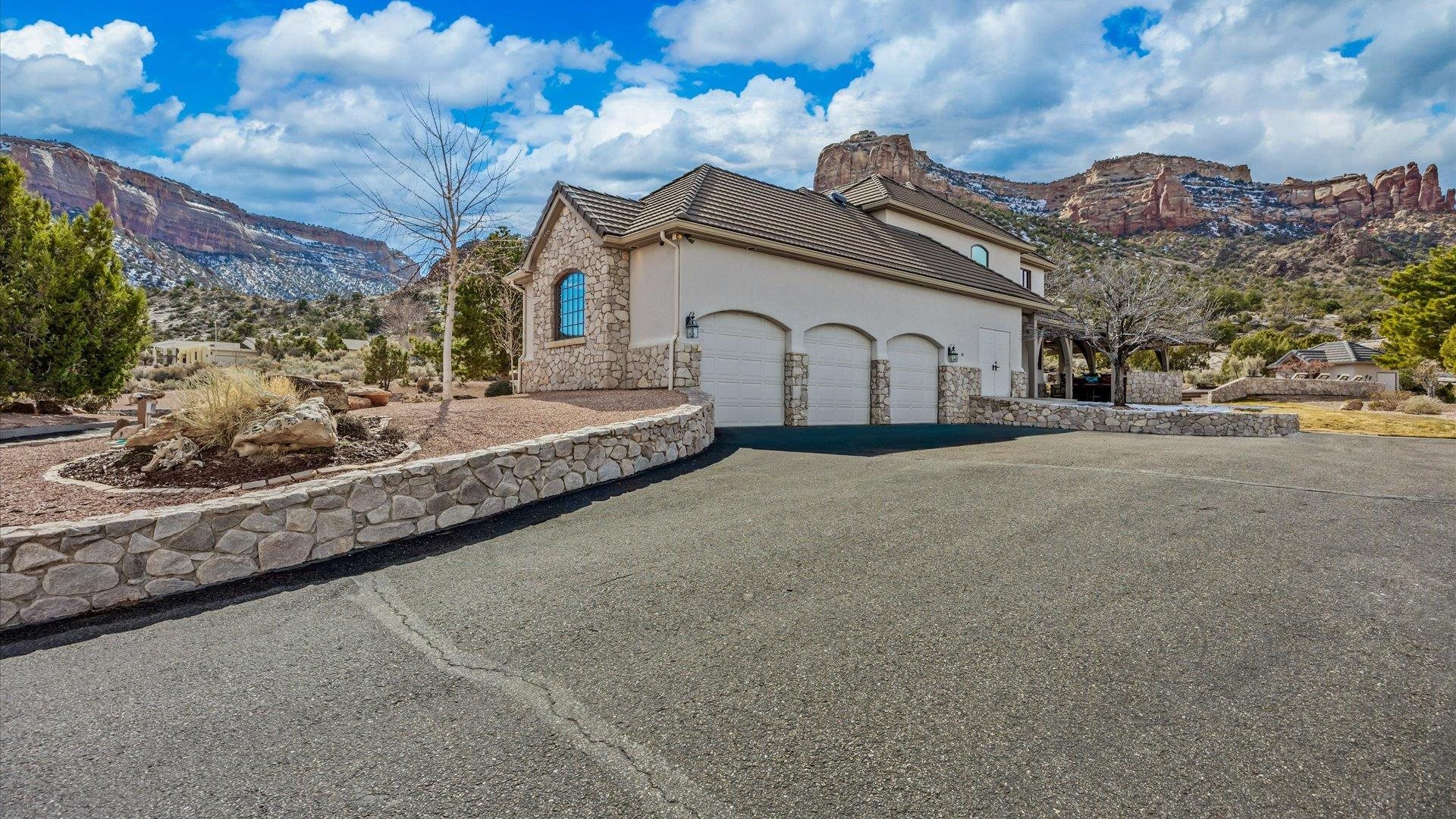 289 W Morrison Court