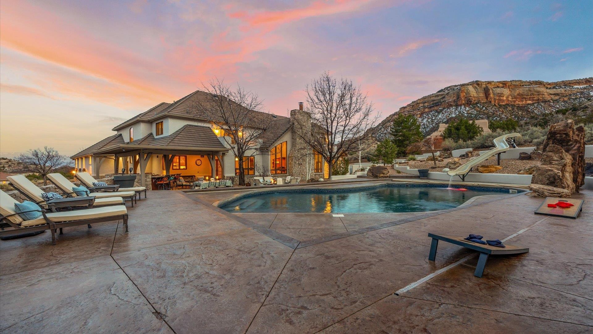 289 W Morrison Court