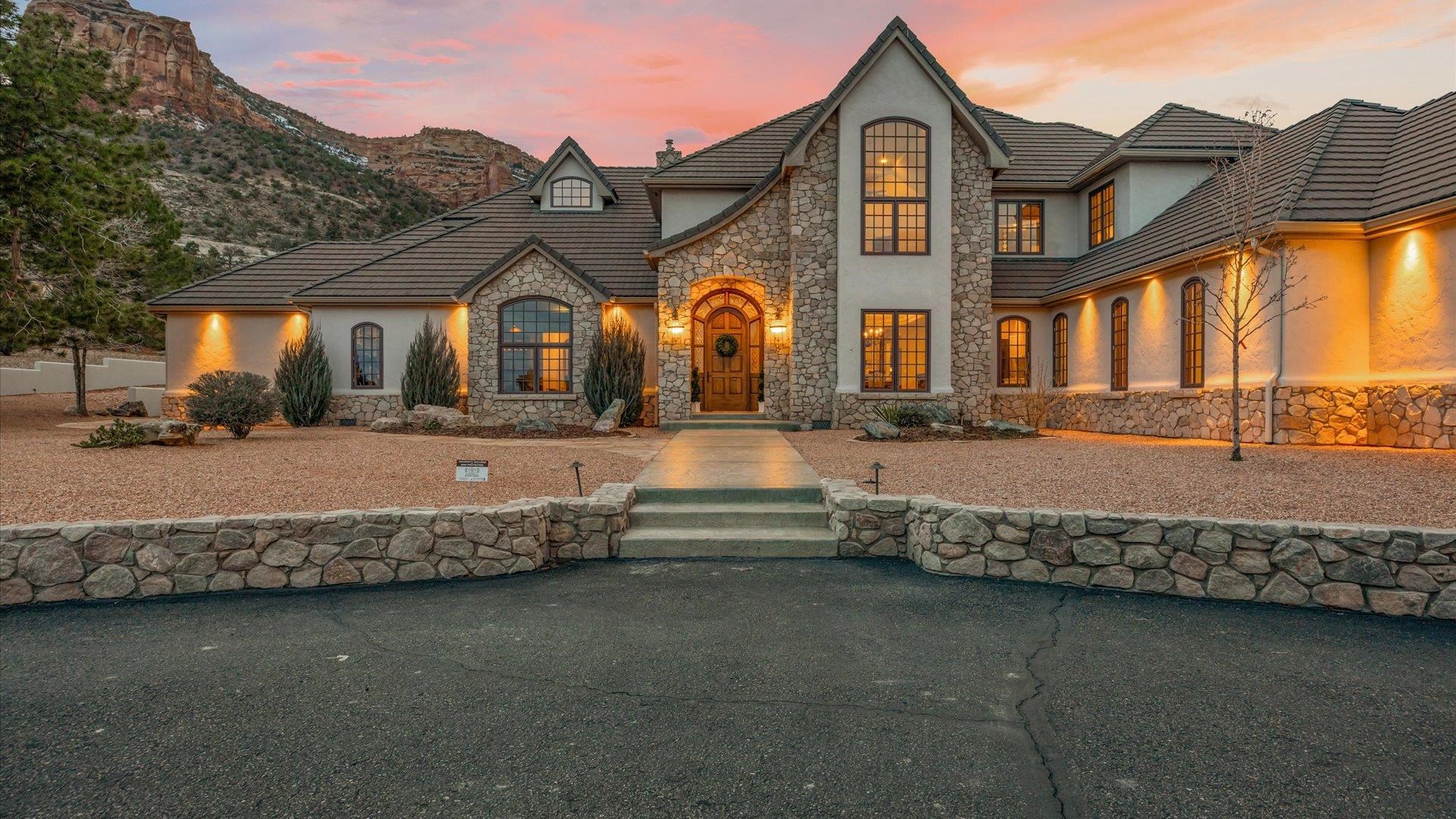 289 W Morrison Court