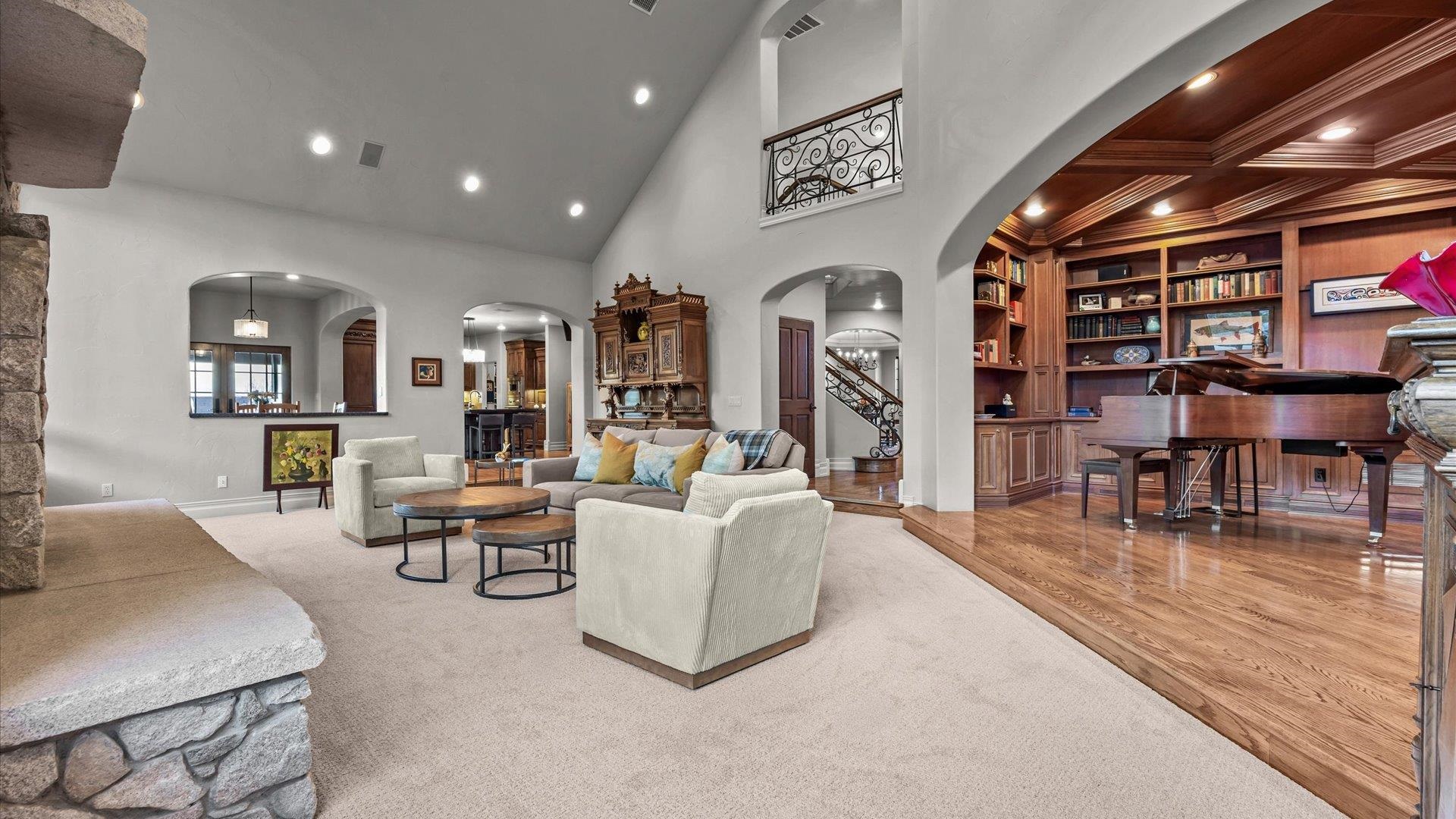 289 W Morrison Court